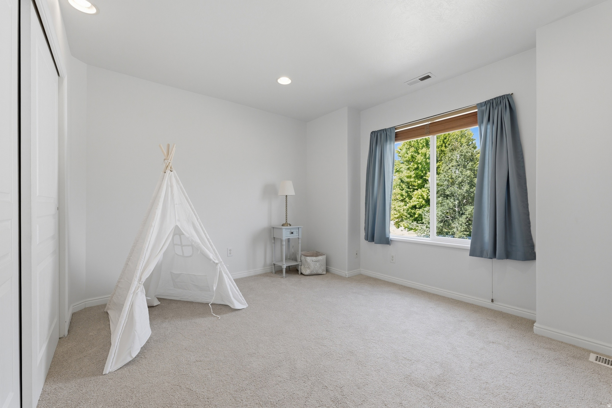 RIDGE - Residential