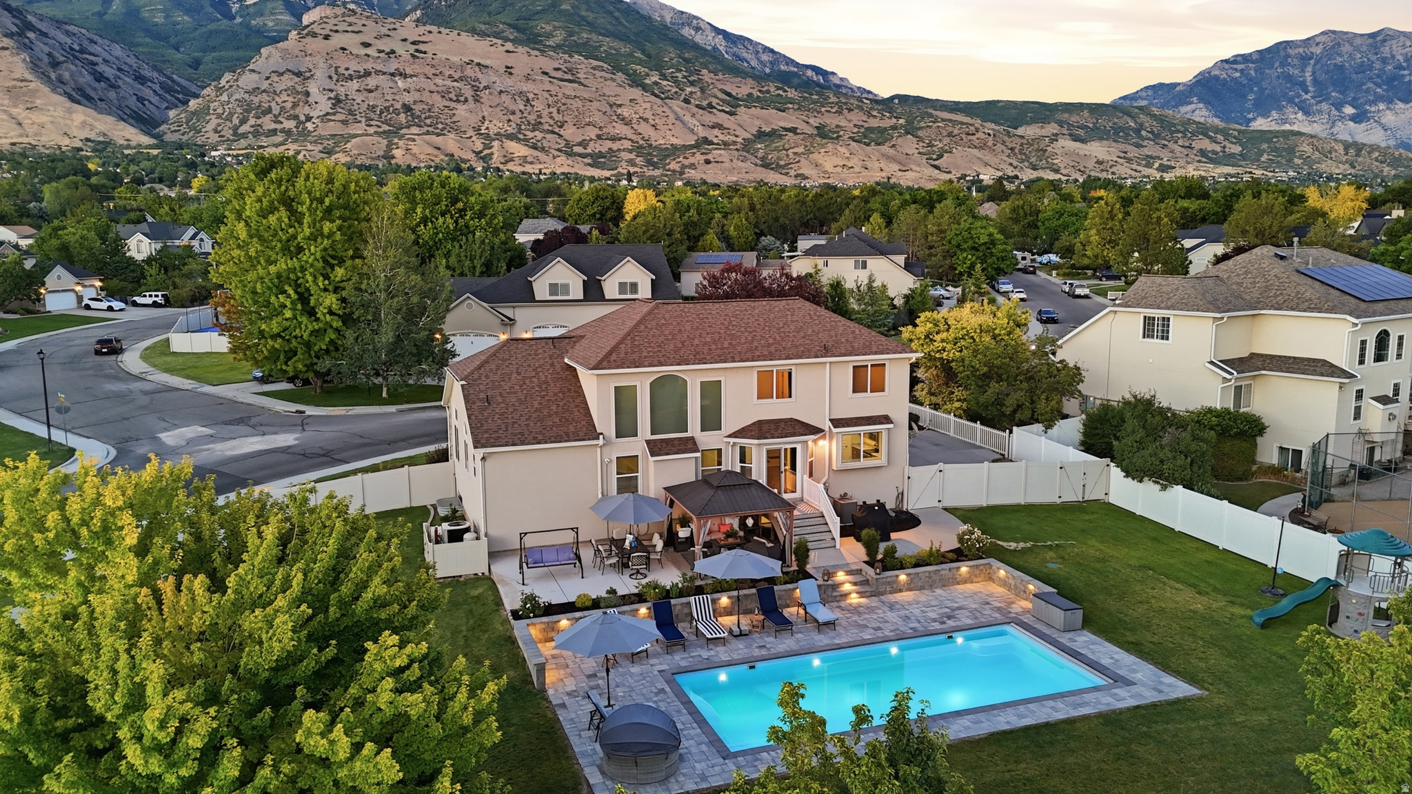 RIDGE - Residential