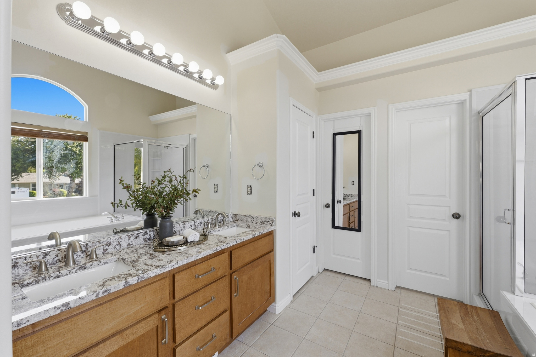 RIDGE - Residential
