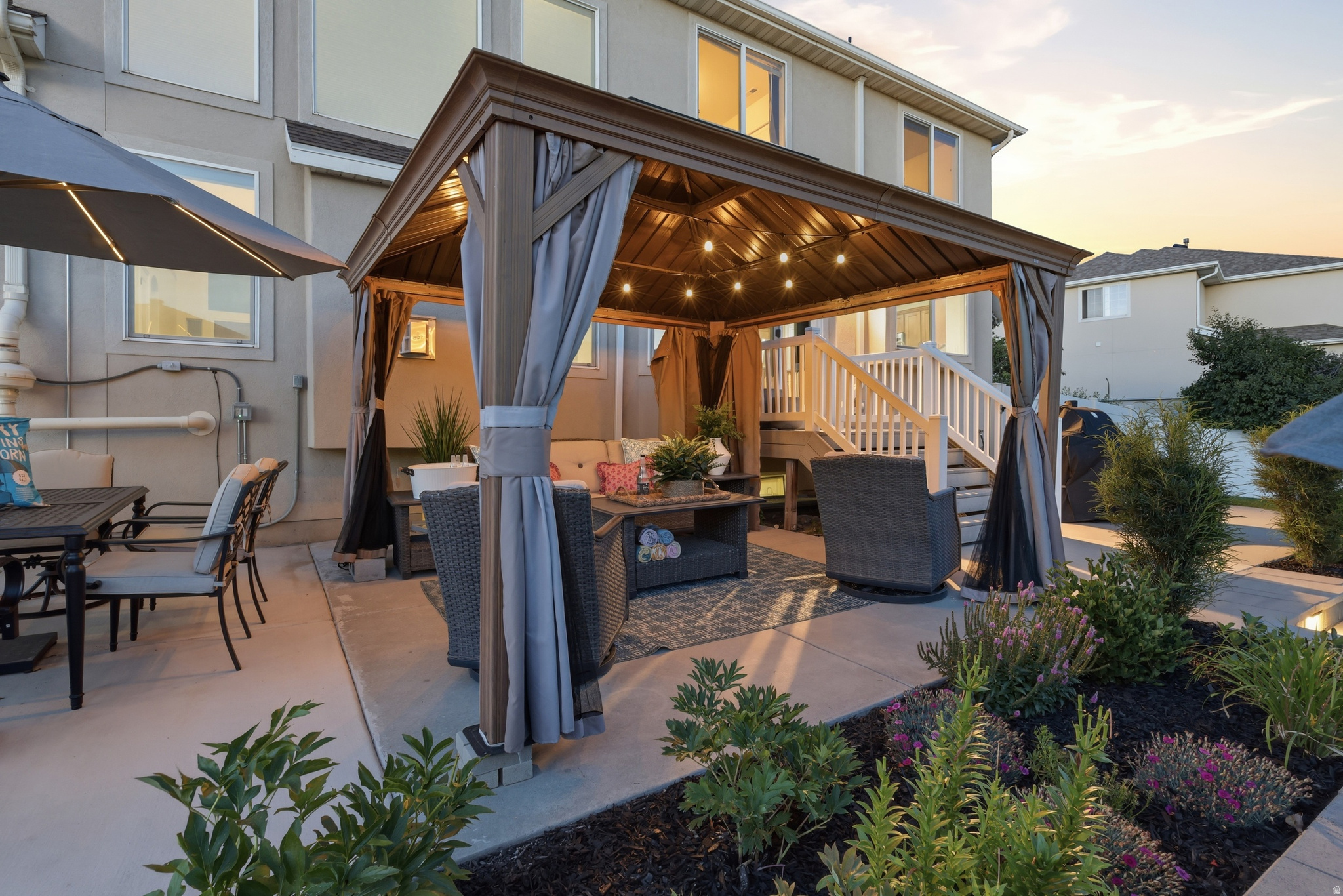 RIDGE - Residential