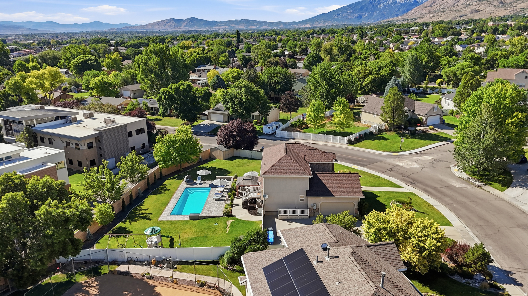 RIDGE - Residential