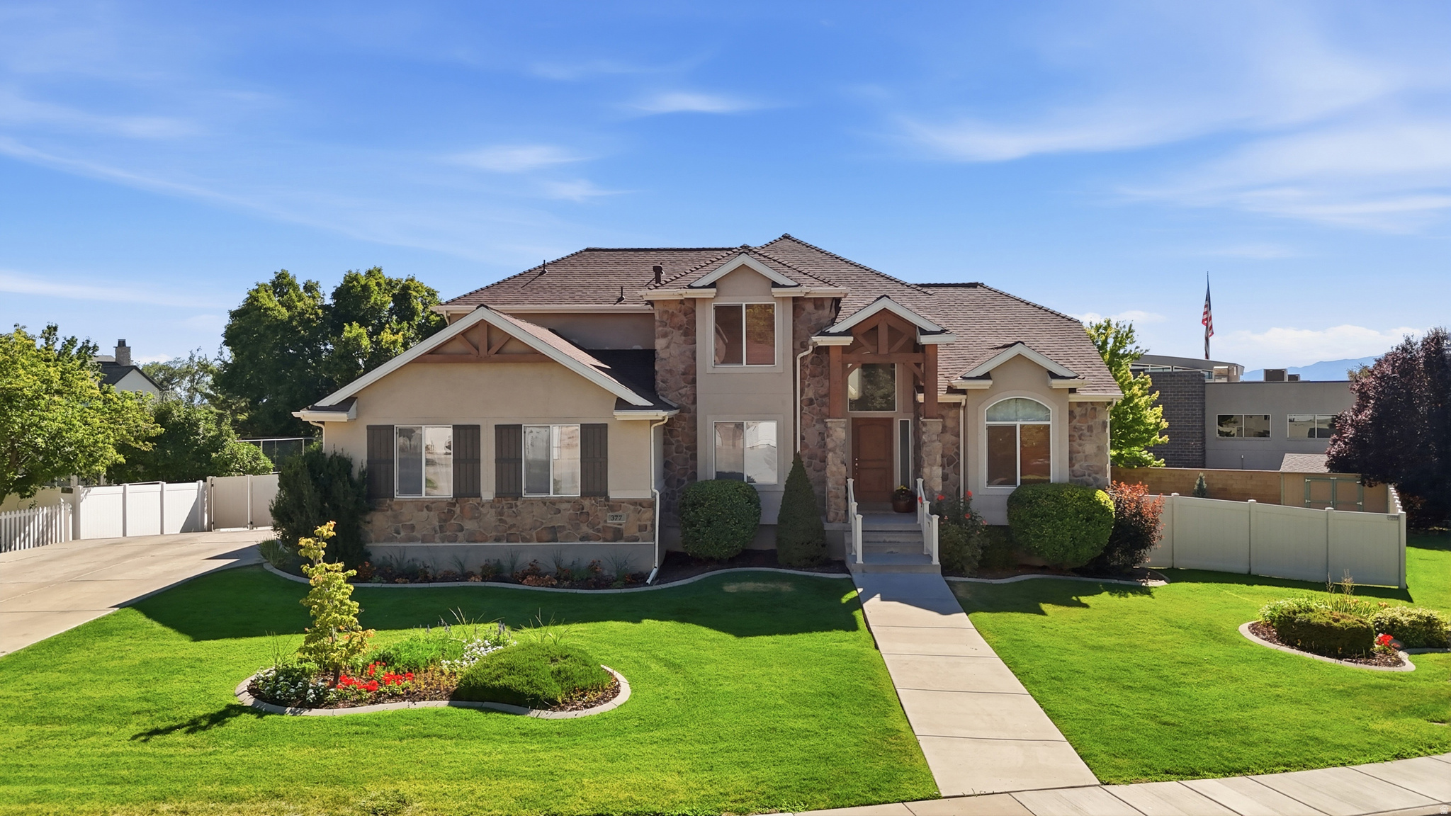 RIDGE - Residential