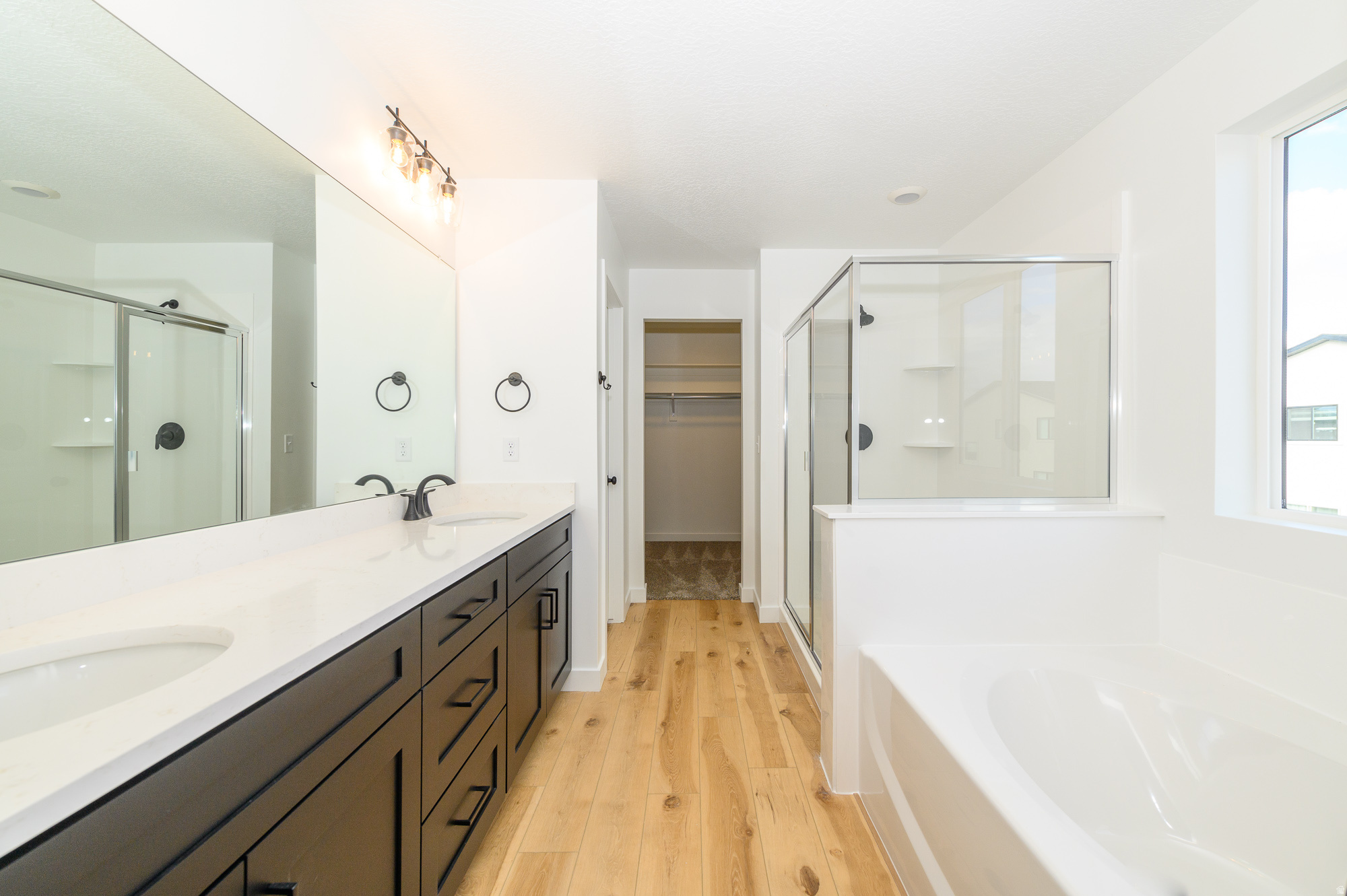 HERONS LANDING - Residential