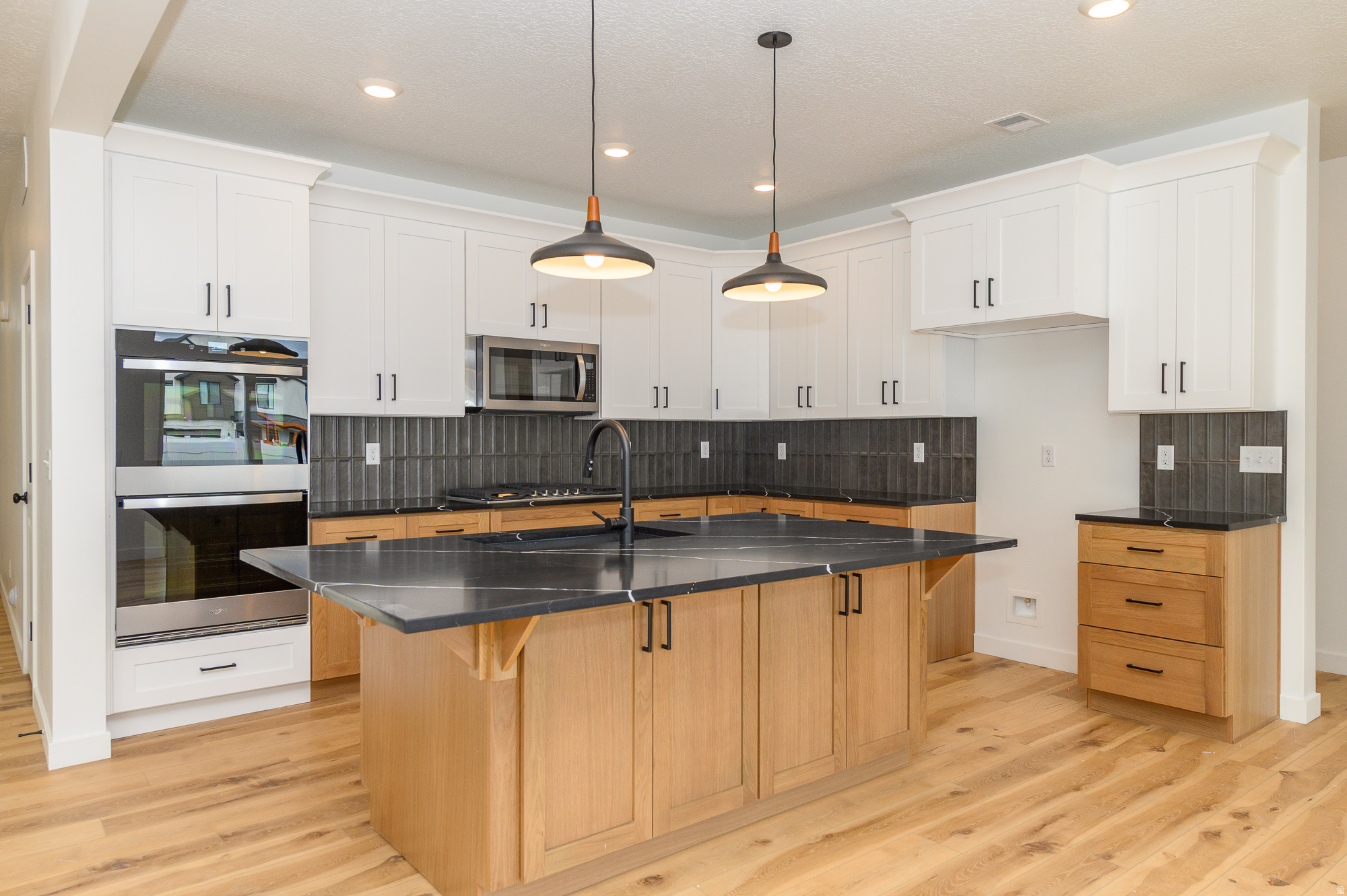 HERONS LANDING - Residential