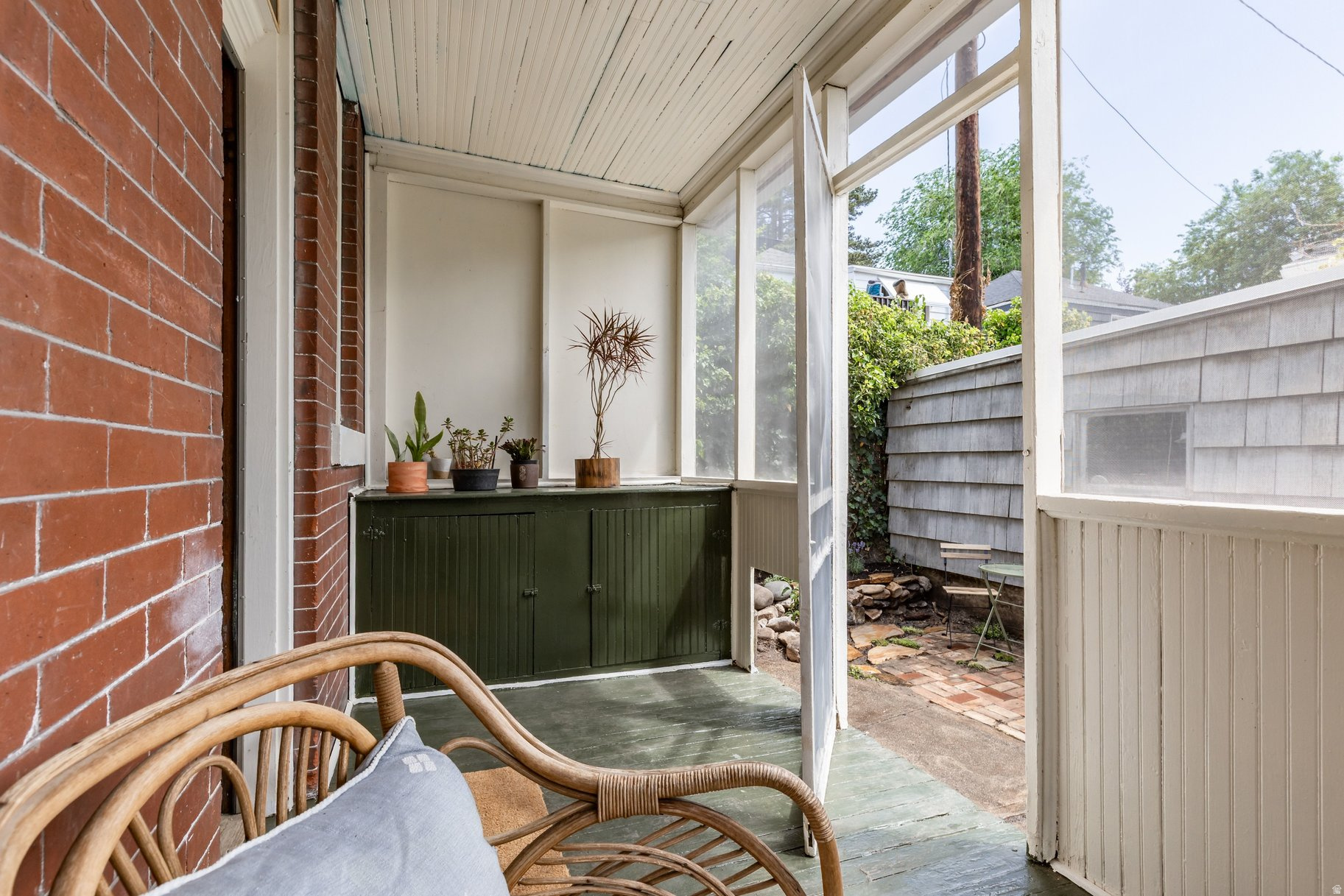 AVENUES - Residential