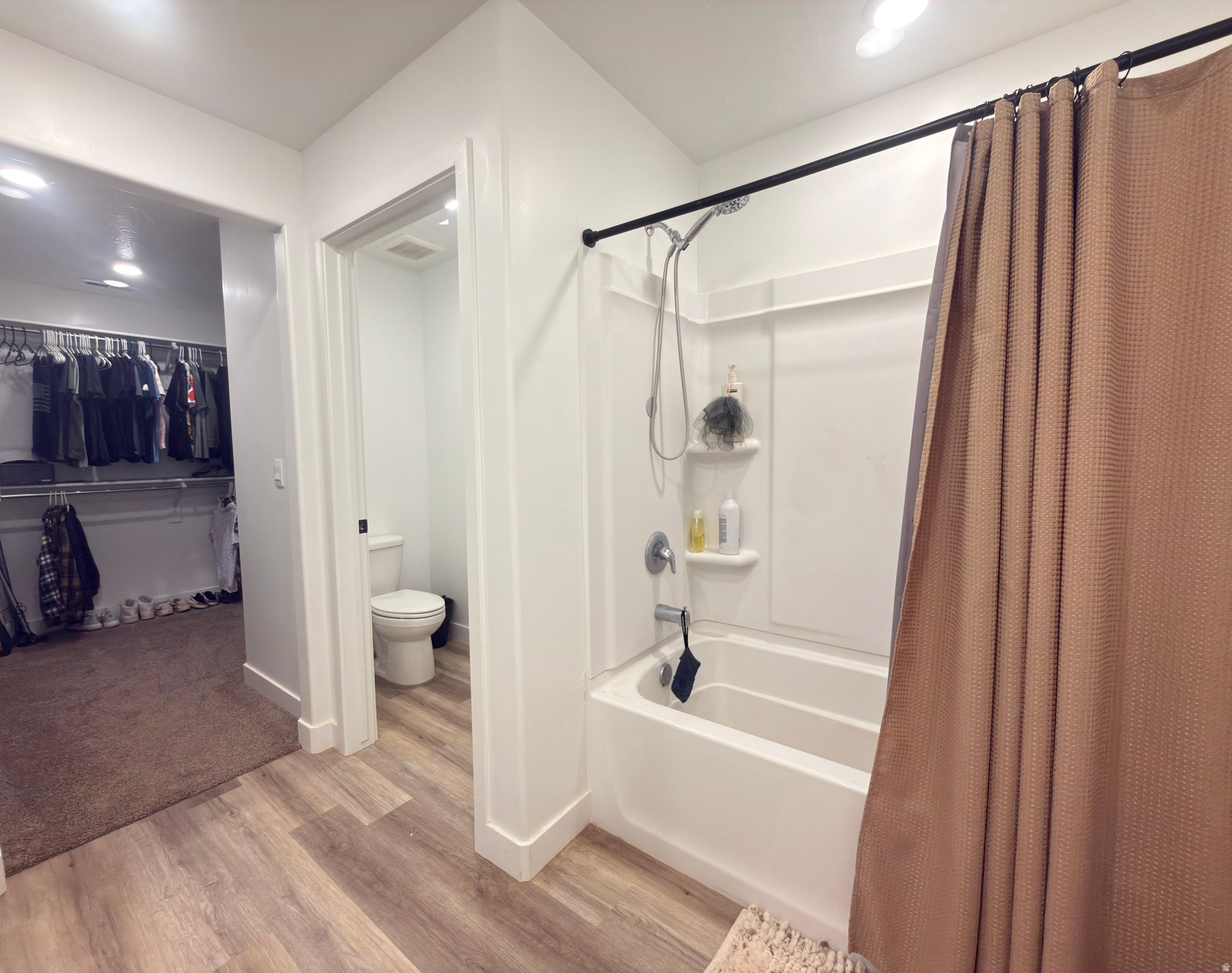 STARR SPRINGS AT LONG VALLEY 3 - Residential