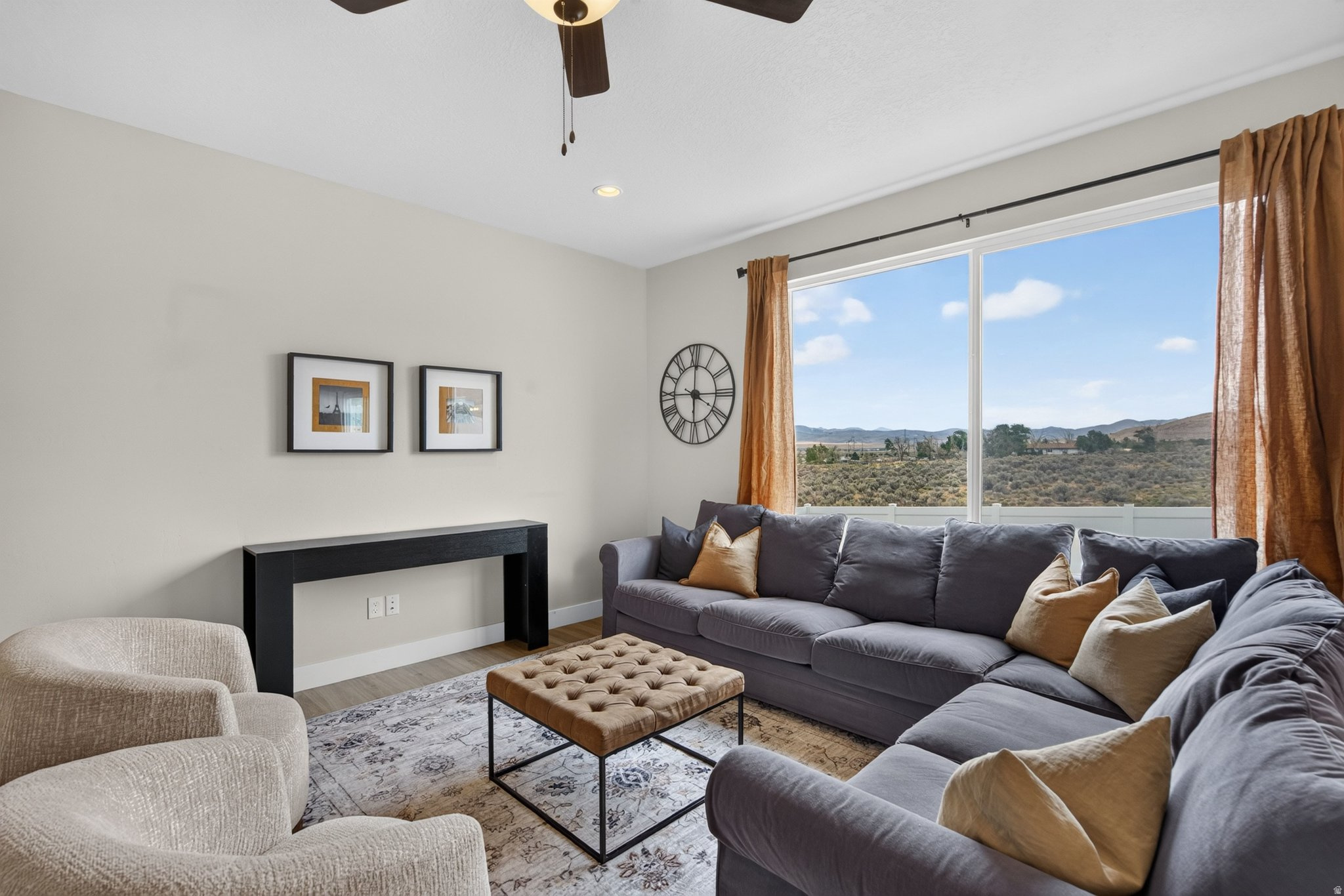 EAGLE POINT - Residential