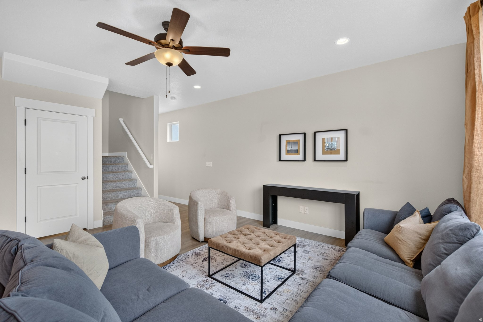 EAGLE POINT - Residential