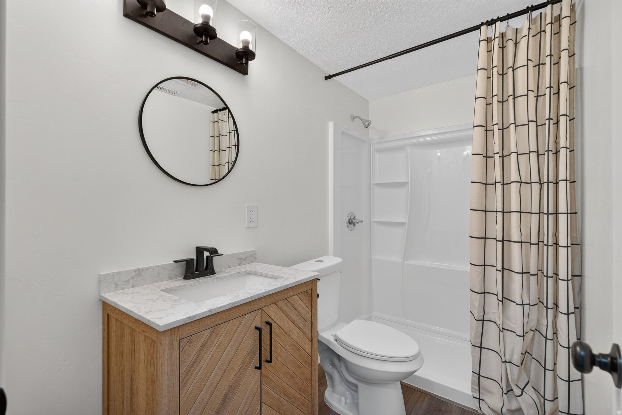 EAGLE POINT - Residential