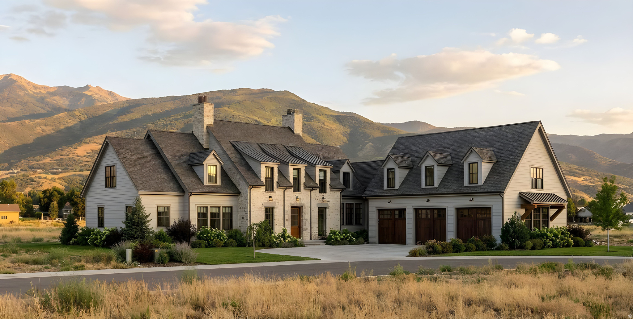 SADDLE CREEK - Residential