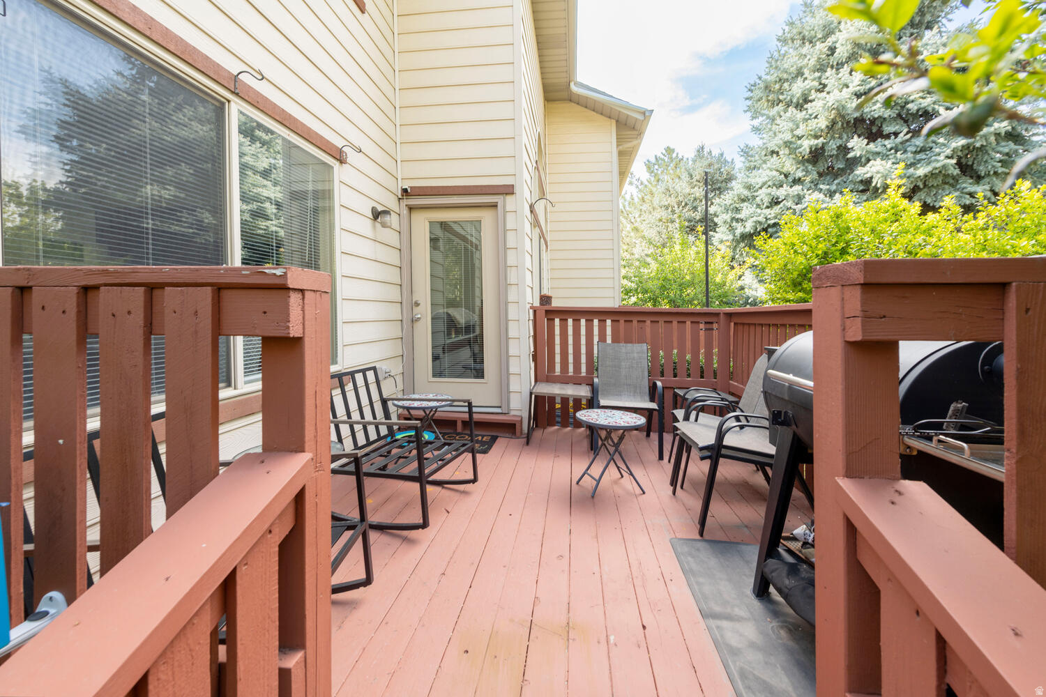 HILLCREST ESTATES - Residential