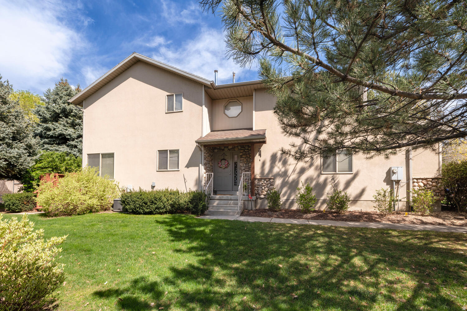 HILLCREST ESTATES - Residential