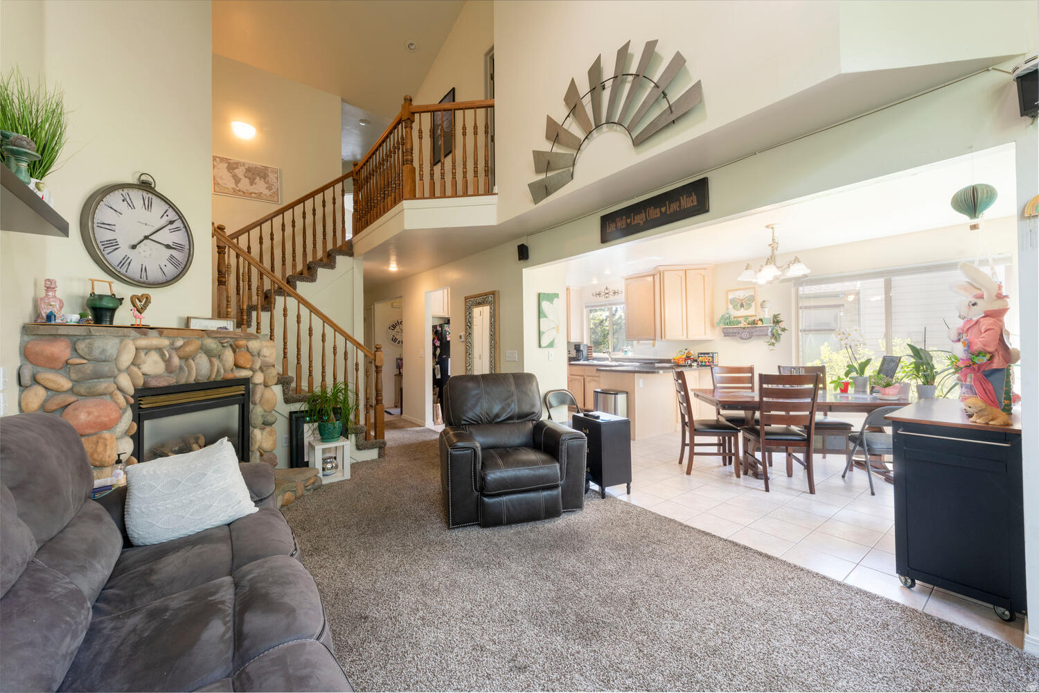 HILLCREST ESTATES - Residential