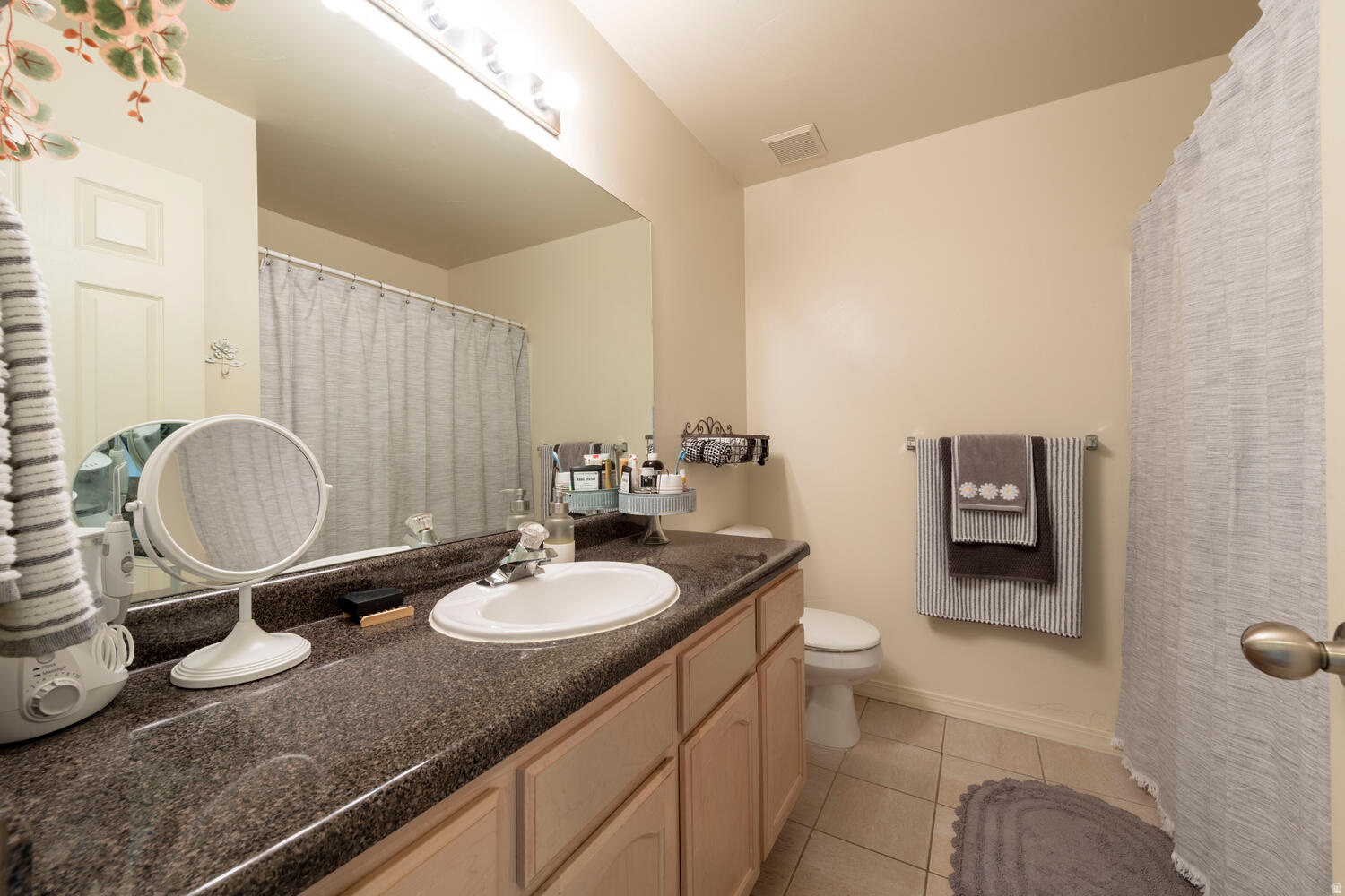 HILLCREST ESTATES - Residential
