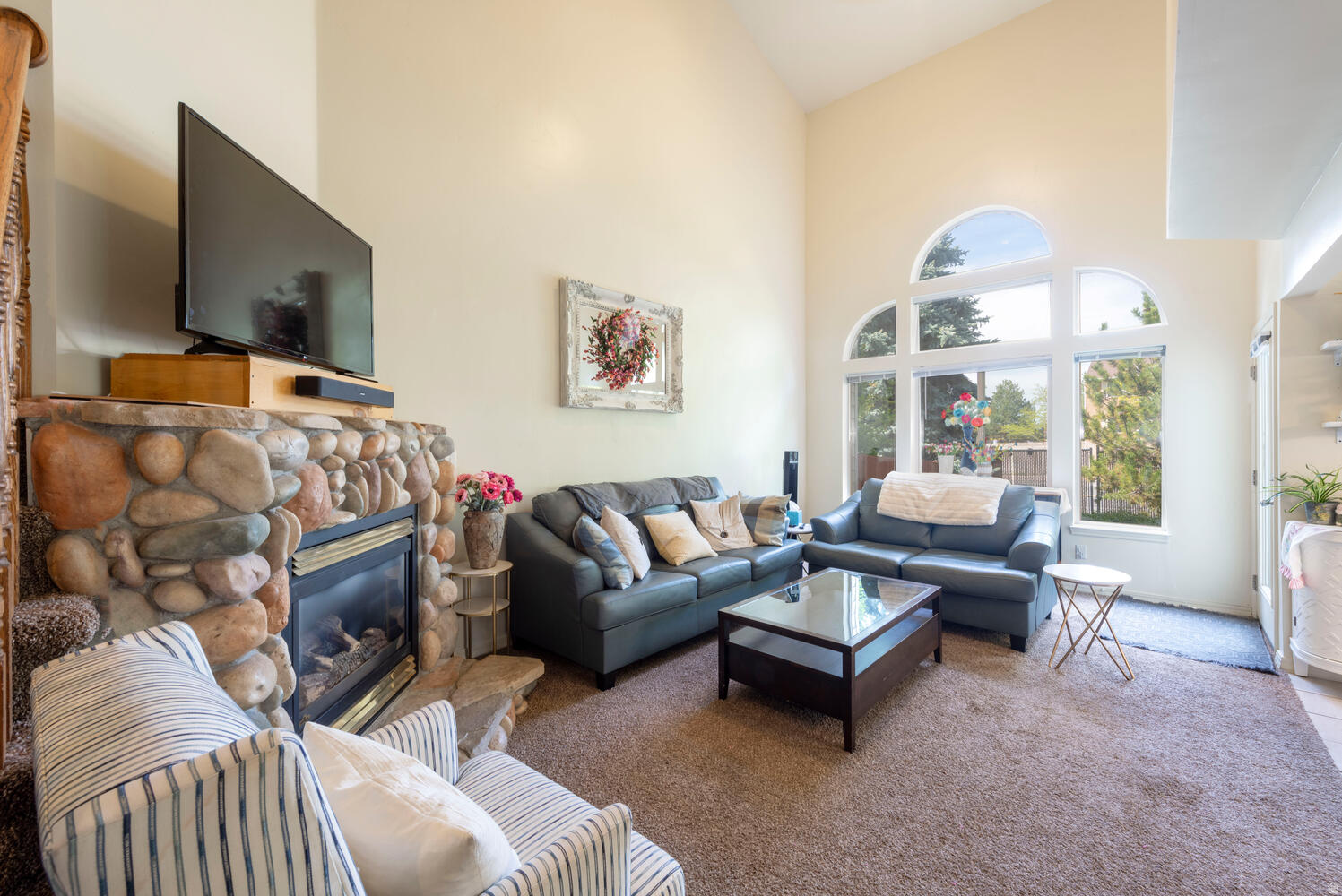 HILLCREST ESTATES - Residential