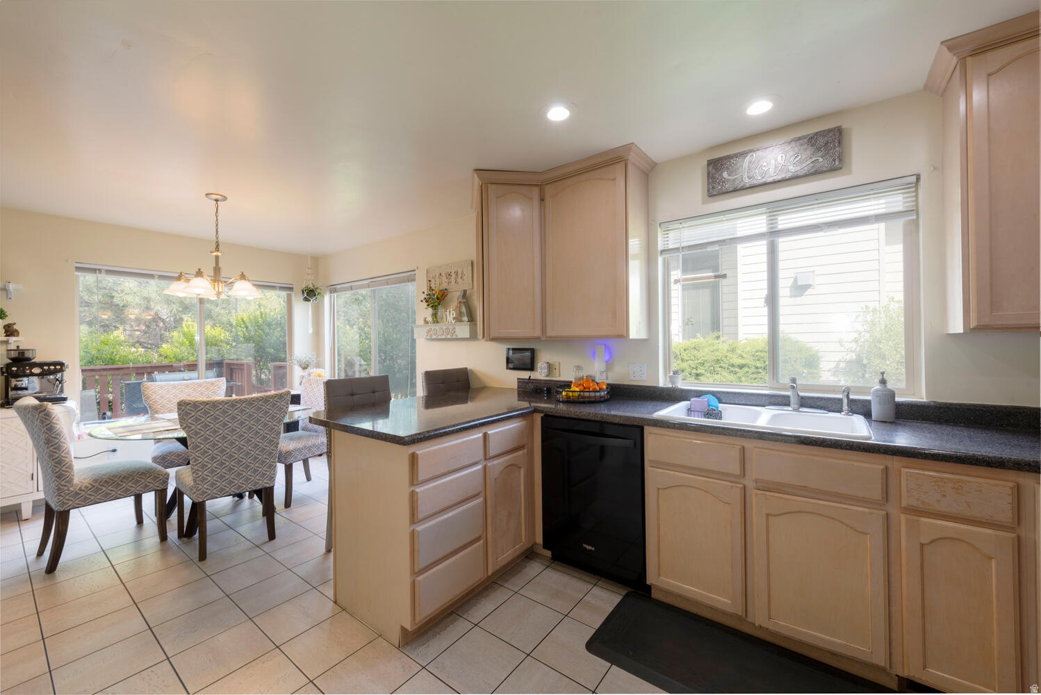HILLCREST ESTATES - Residential