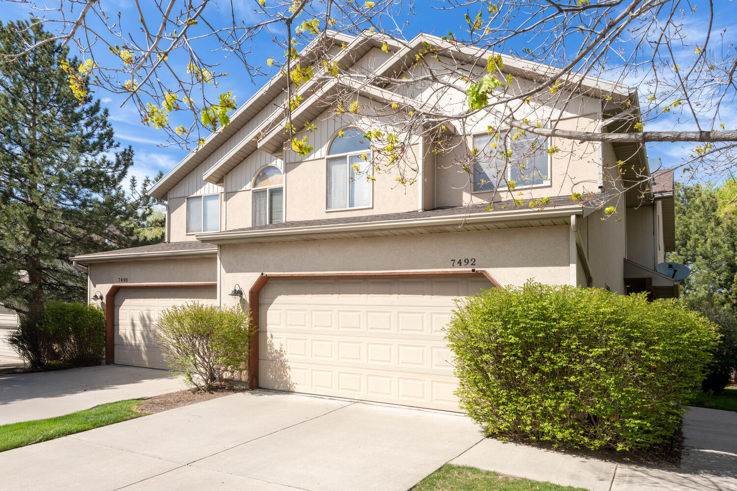 HILLCREST ESTATES - Residential