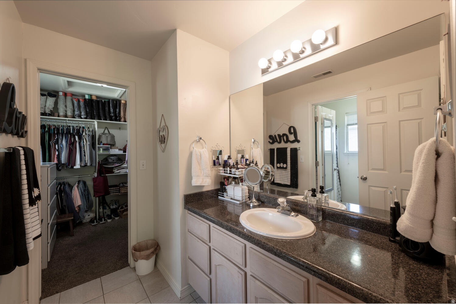 HILLCREST ESTATES - Residential