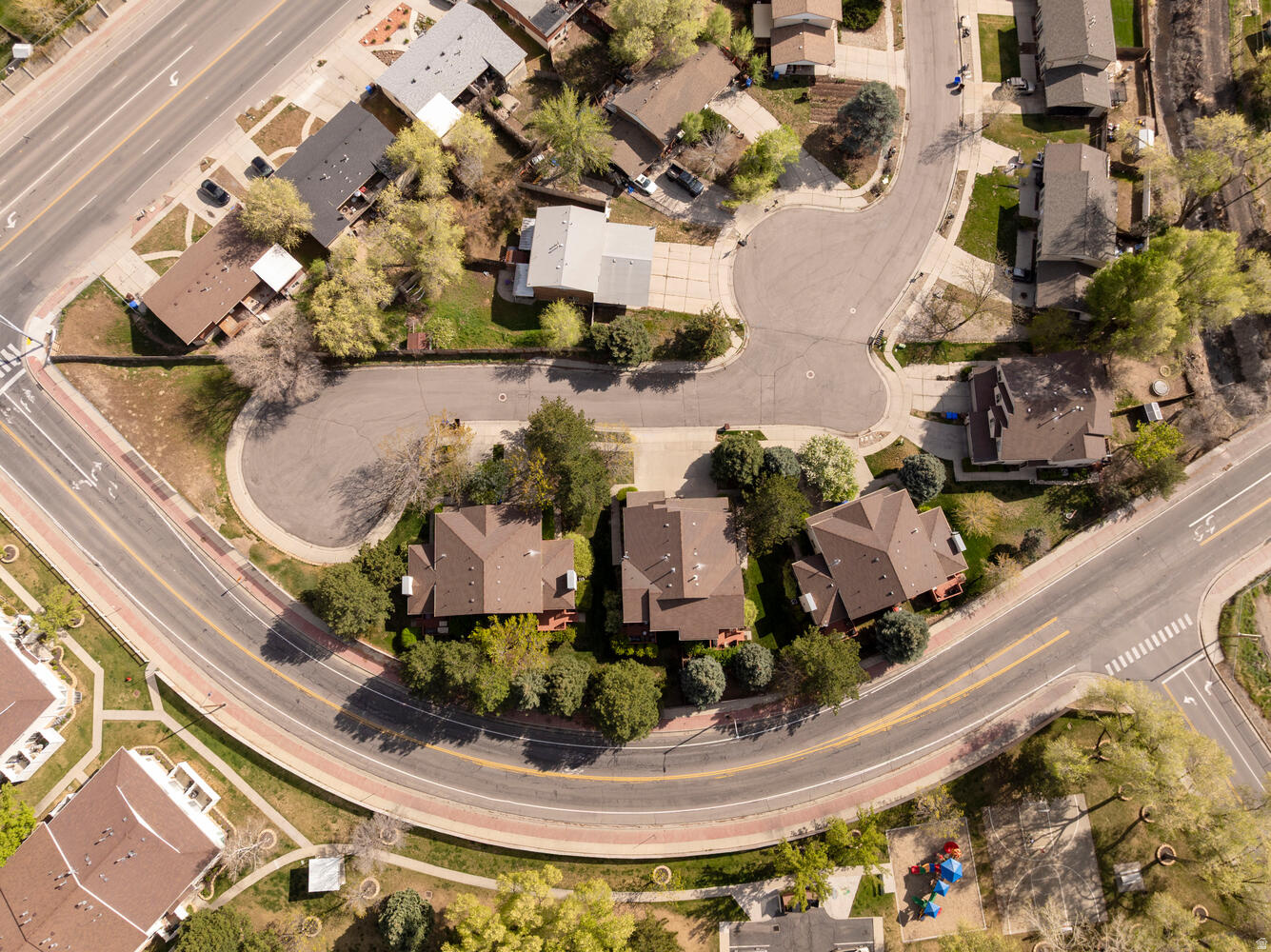 HILLCREST ESTATES - Residential