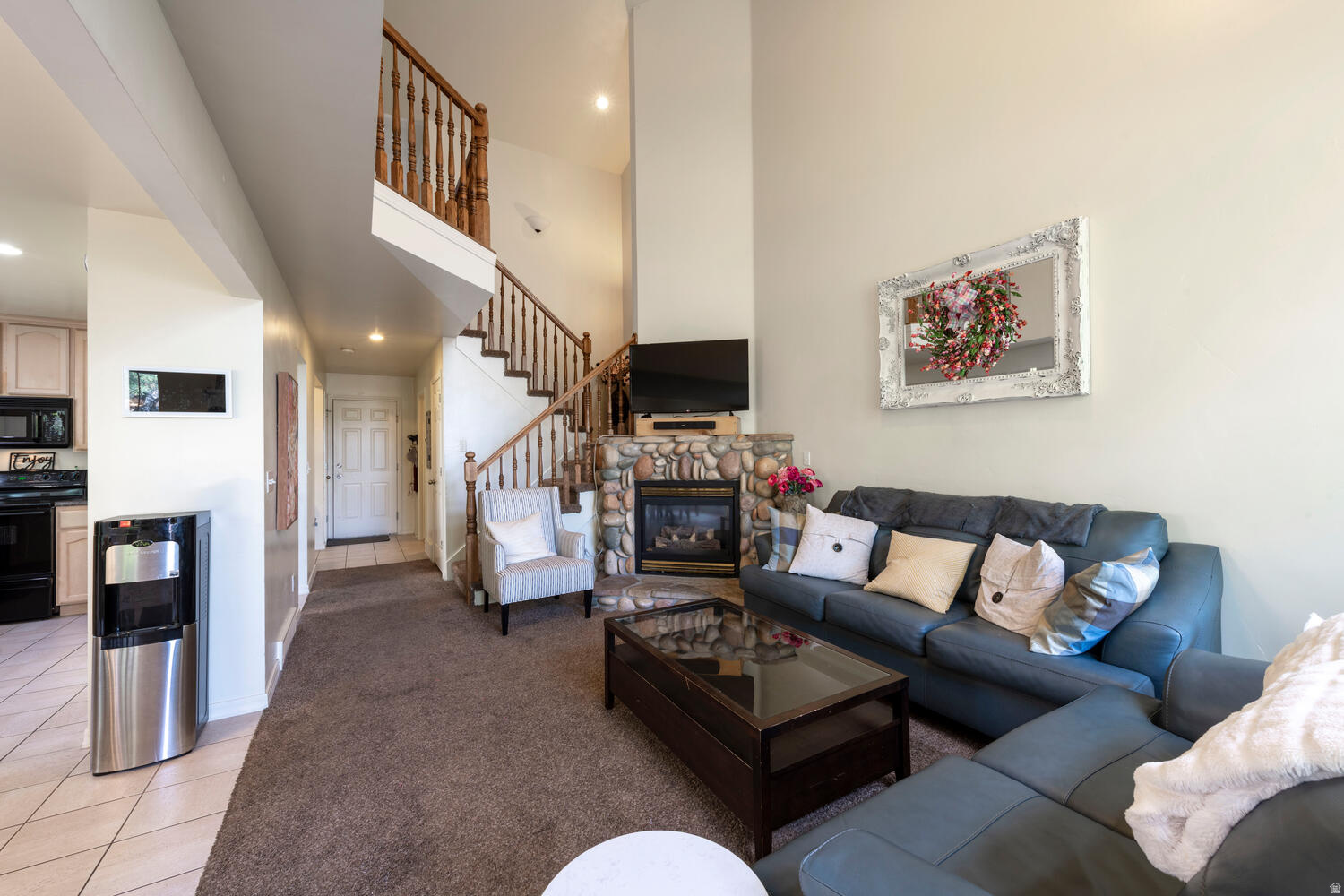 HILLCREST ESTATES - Residential