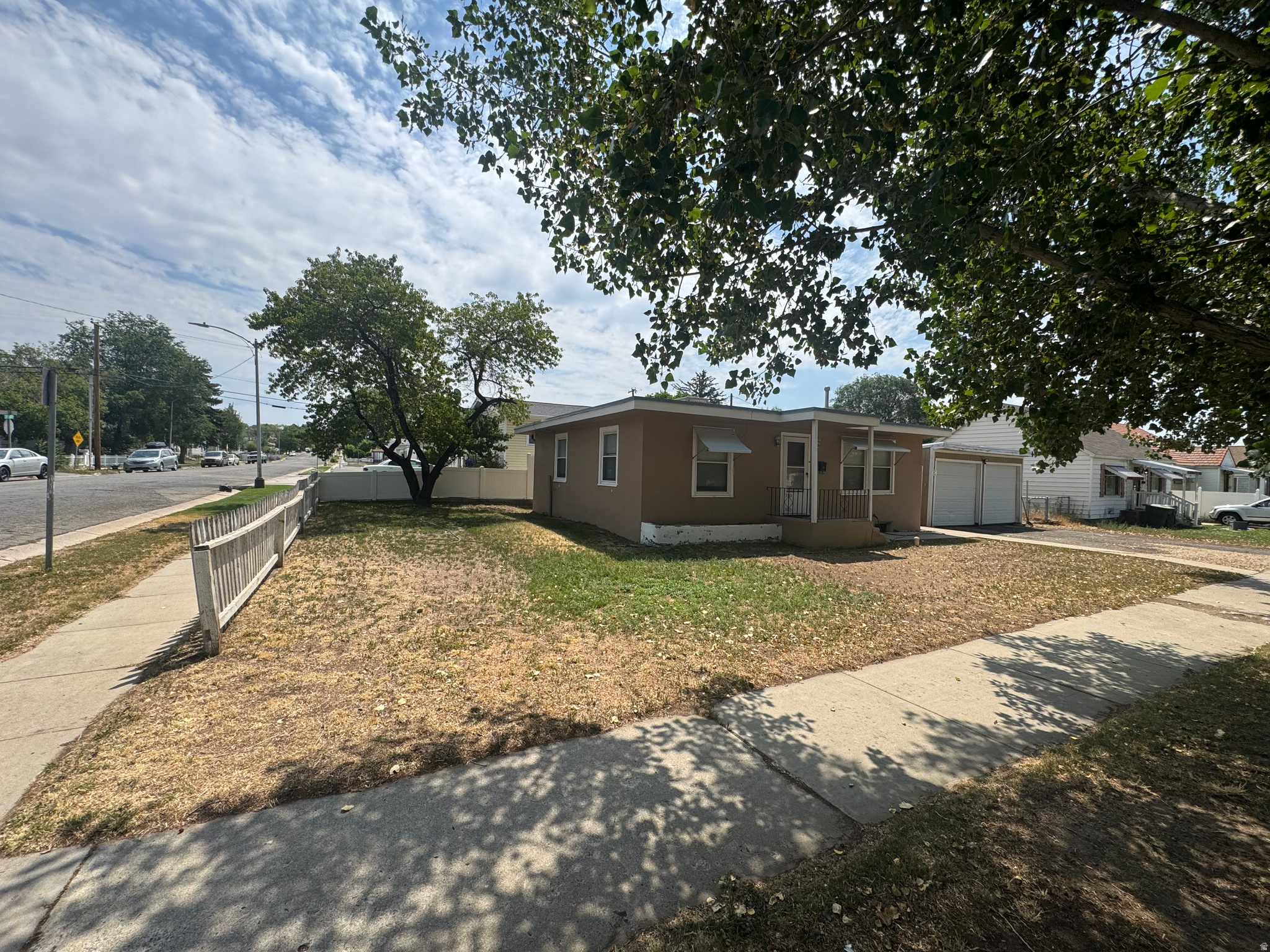 HIGH SCHOOL SUB - Residential