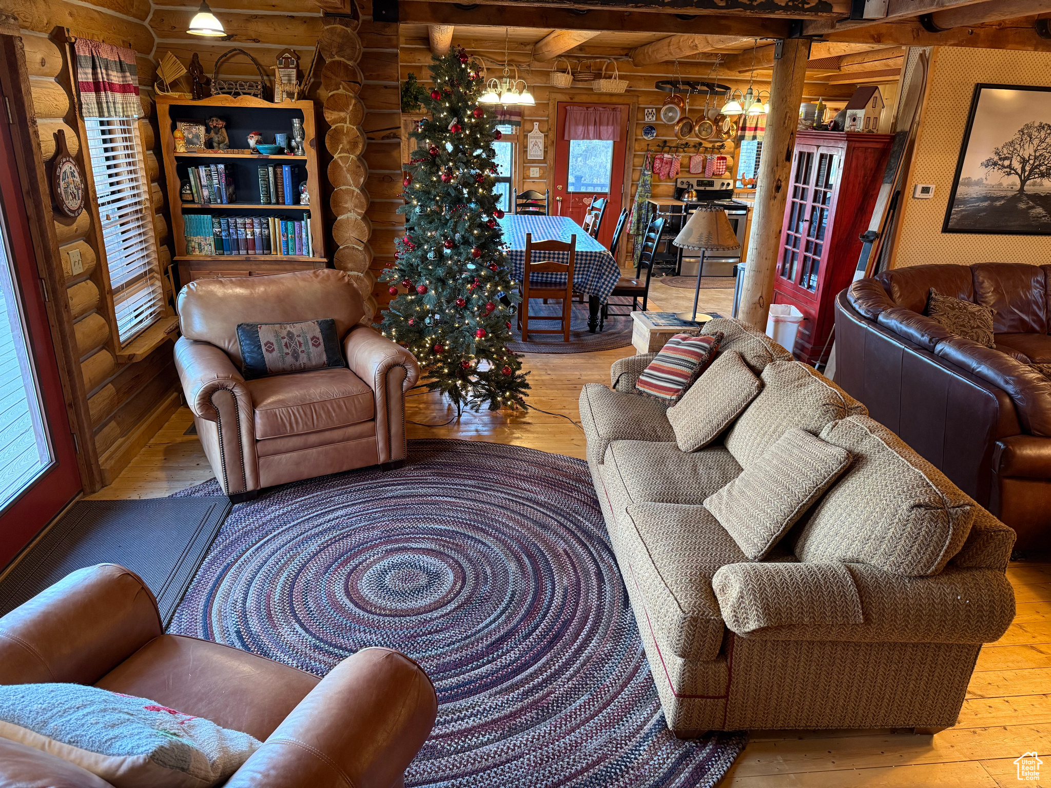 SWISS MOUNTAIN EST - Residential