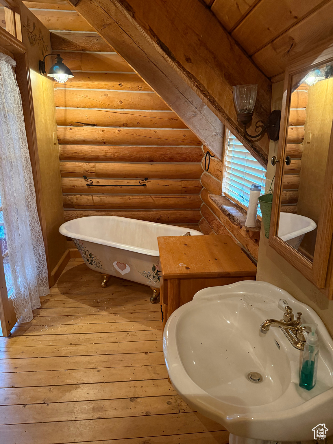 SWISS MOUNTAIN EST - Residential