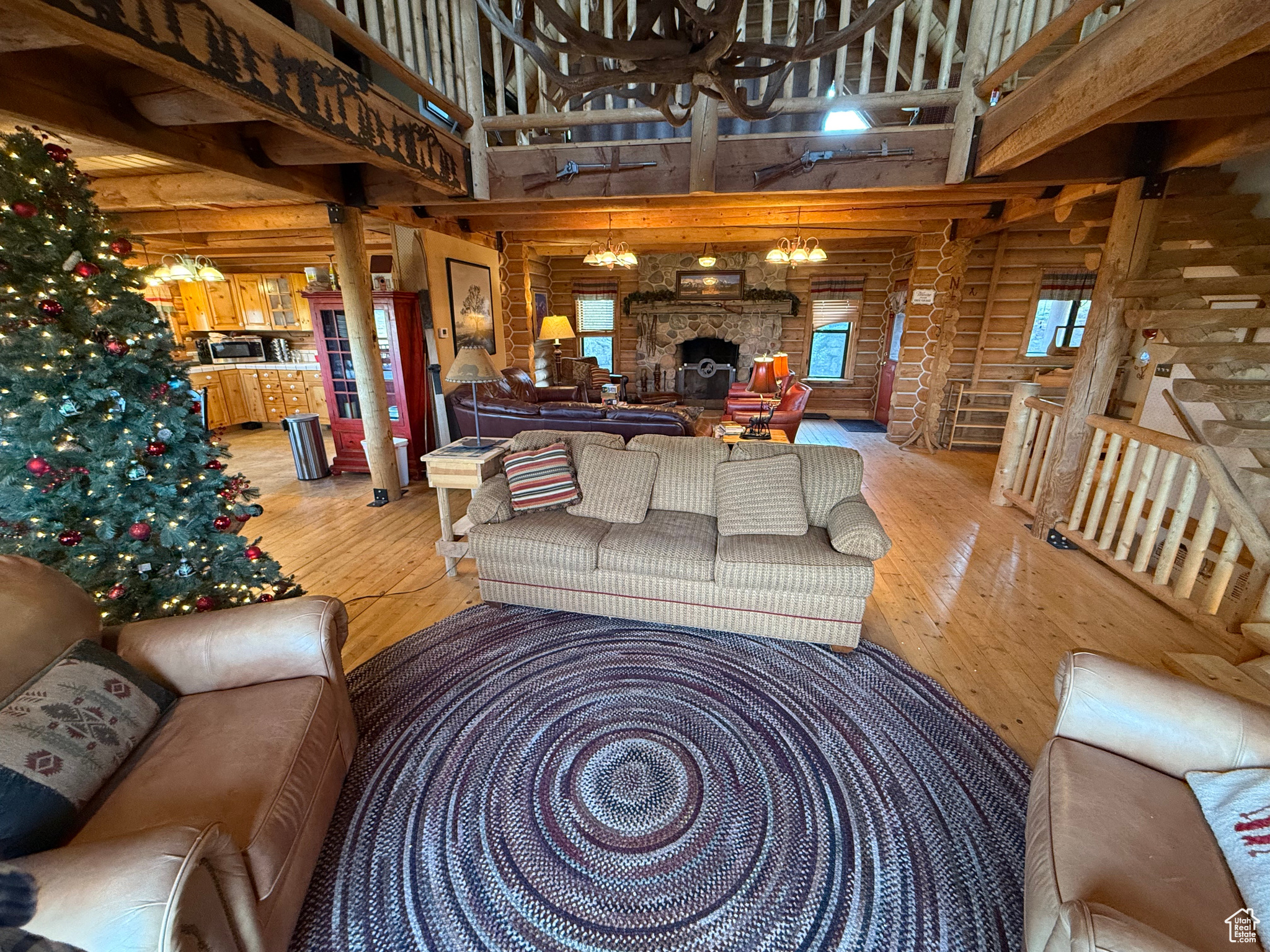 SWISS MOUNTAIN EST - Residential