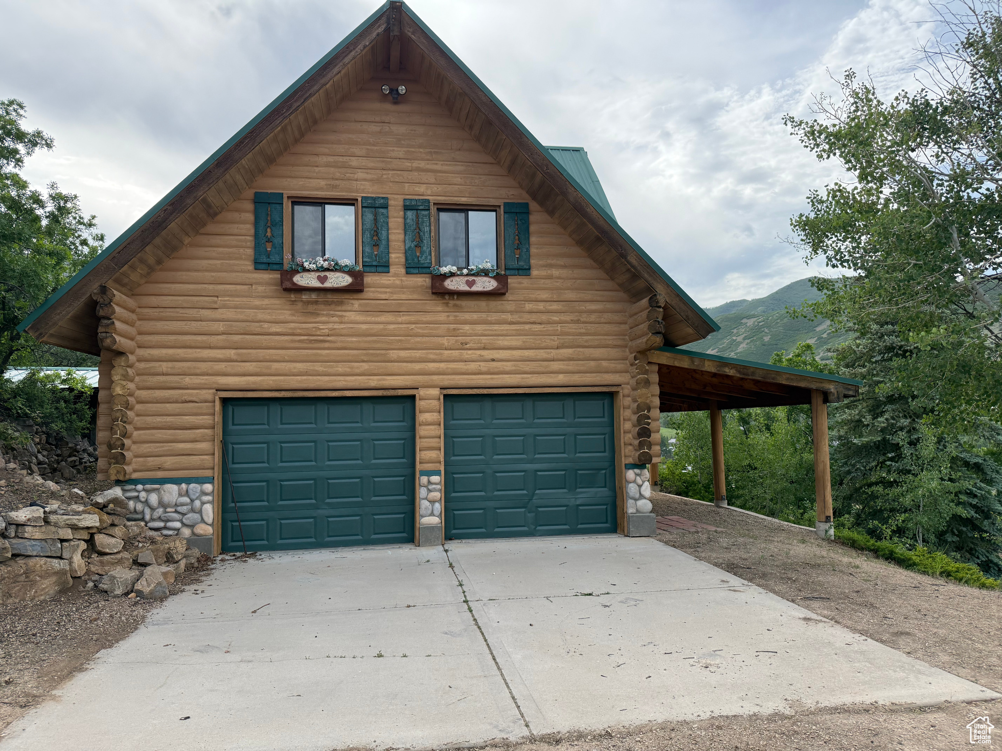 SWISS MOUNTAIN EST - Residential