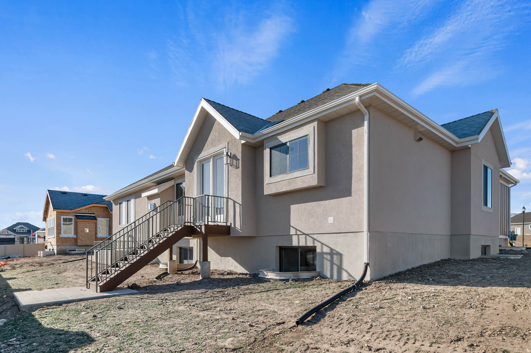 DRY CREEK HIGHLANDS SIGNATURE 207 - Residential