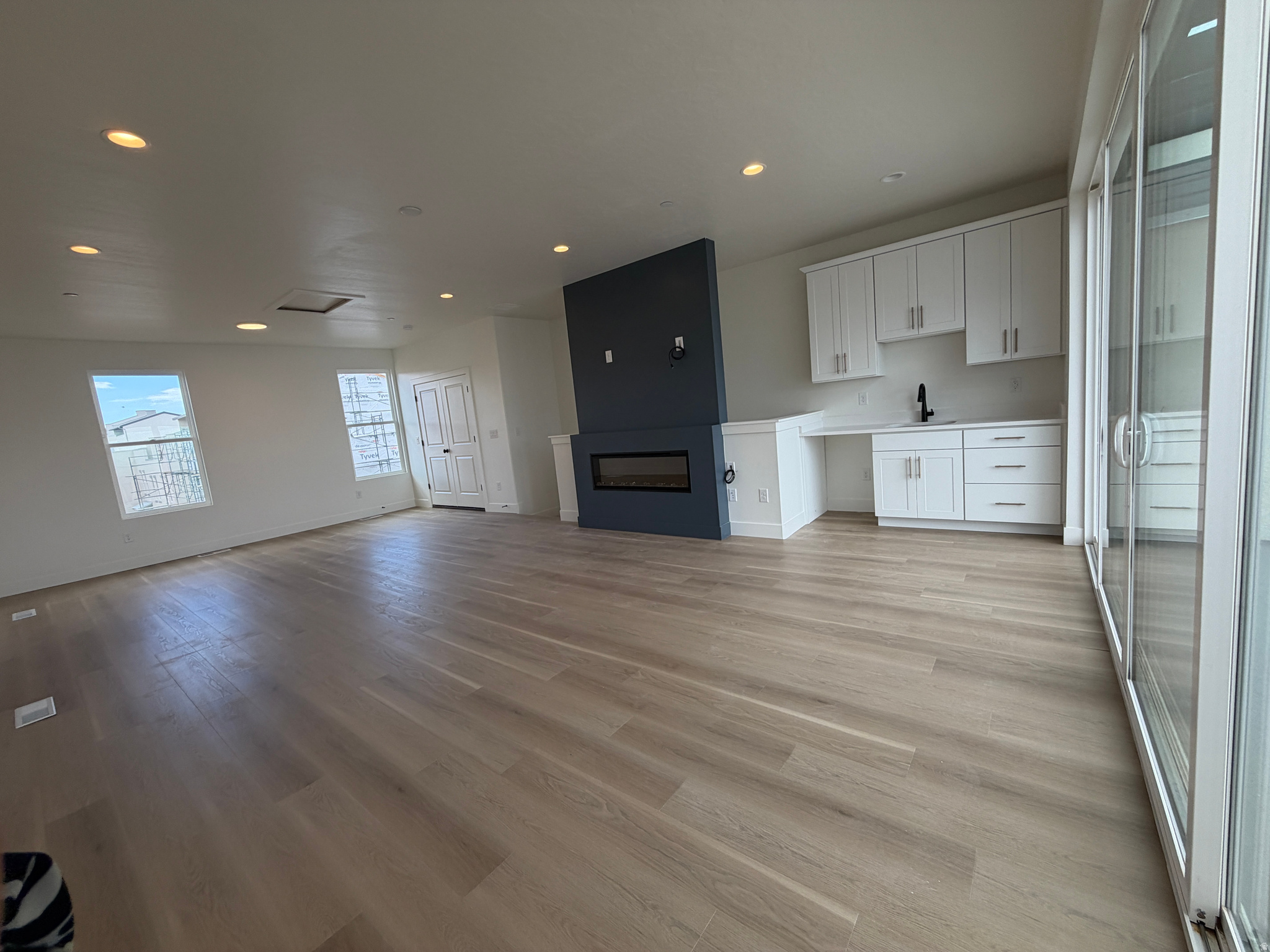 DOWNTOWN DAYBREAK - Residential
