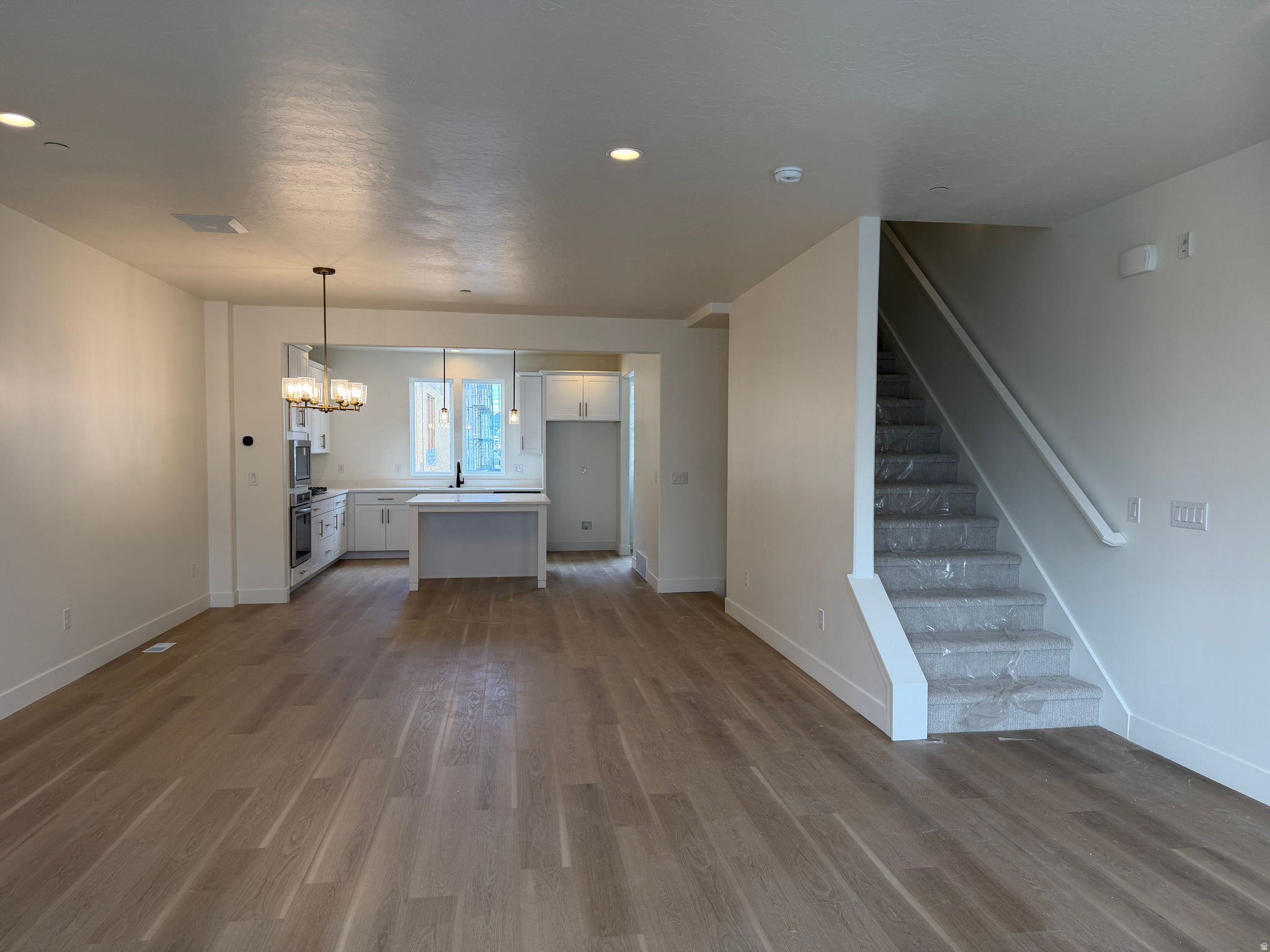 DOWNTOWN DAYBREAK - Residential