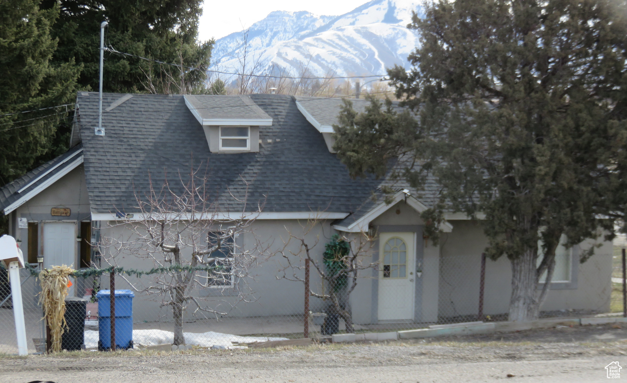 LEONEL BARRIGA MINI SUBDIVISION - Commercial Sale