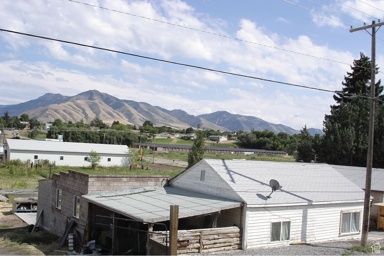 LEONEL BARRIGA MINI SUBDIVISION - Commercial Sale