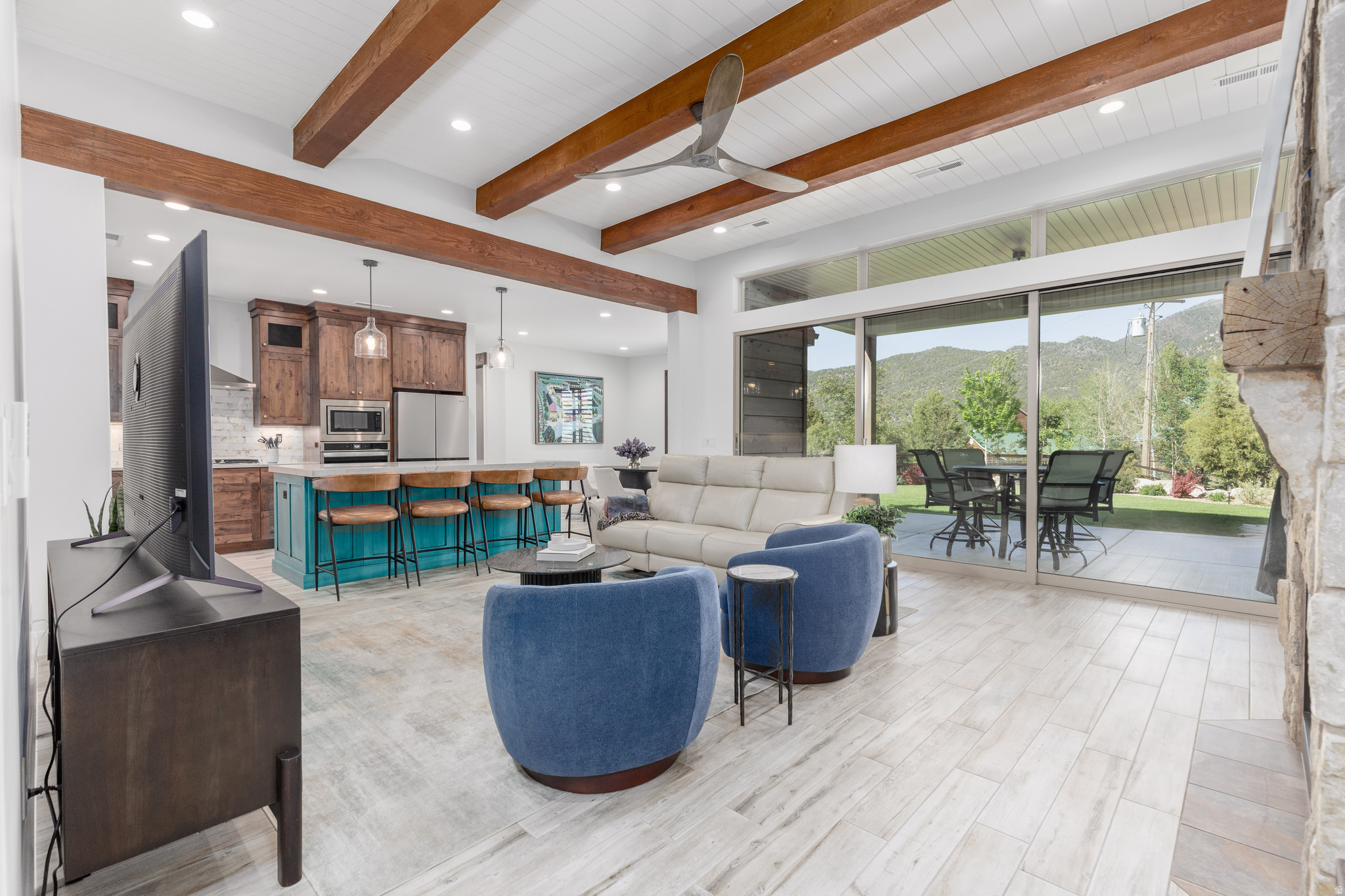 PINE ACRES - Residential