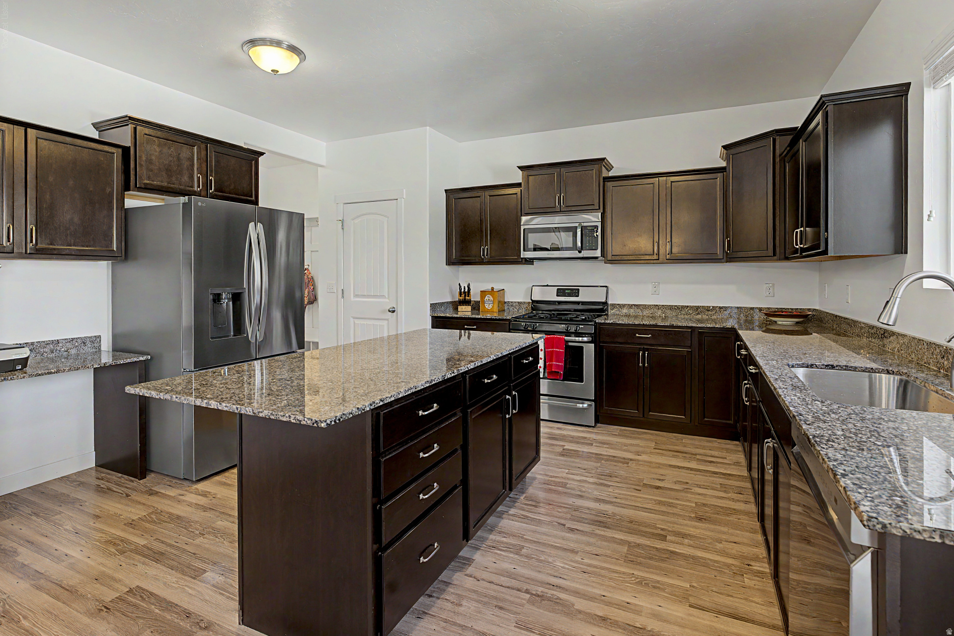 OSPREY POINT - Residential