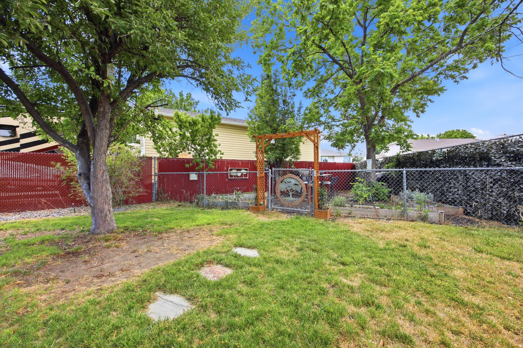 MAGIC VALLEY - Residential