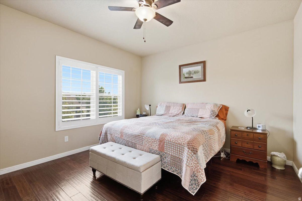 TOWNS AT IVORY HIGHLANDS - Residential