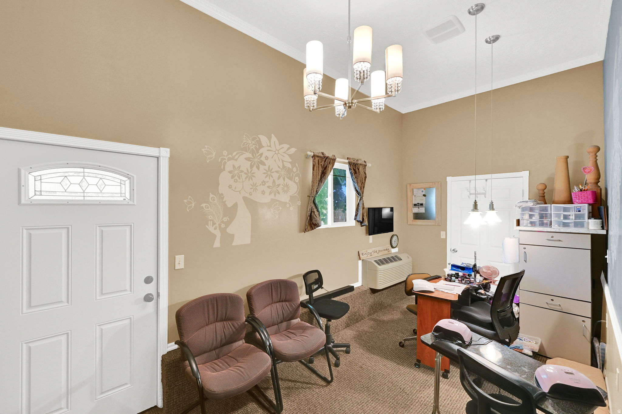 TOWN AND COUNTRY - Residential