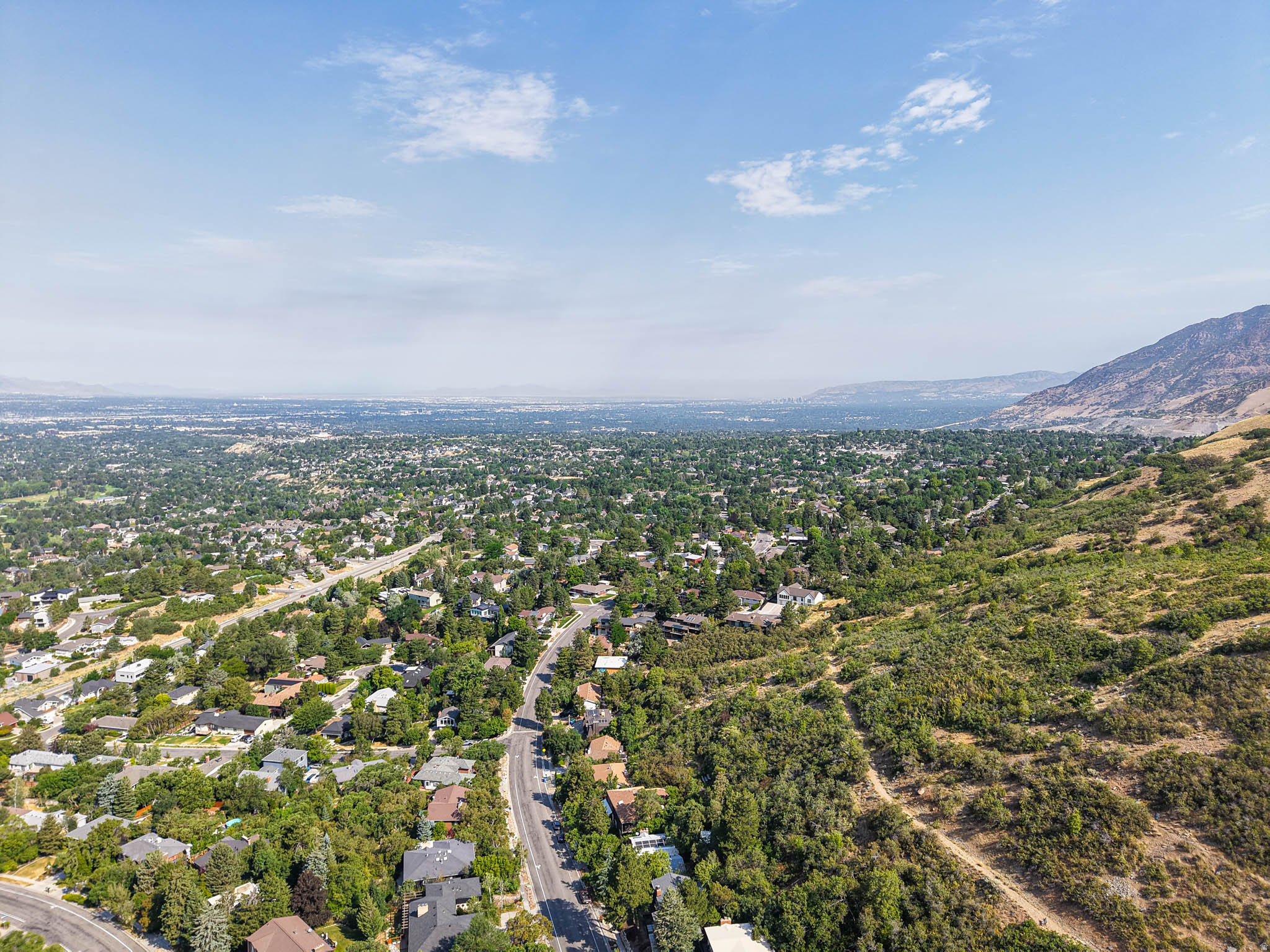 GOLDEN HILLS #6 - Residential