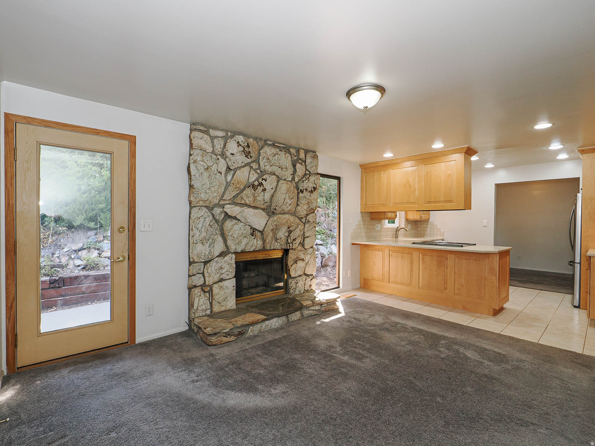 GOLDEN HILLS #6 - Residential