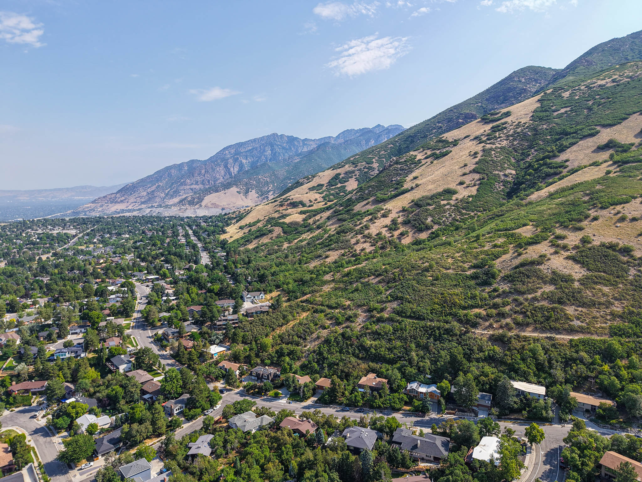 GOLDEN HILLS #6 - Residential