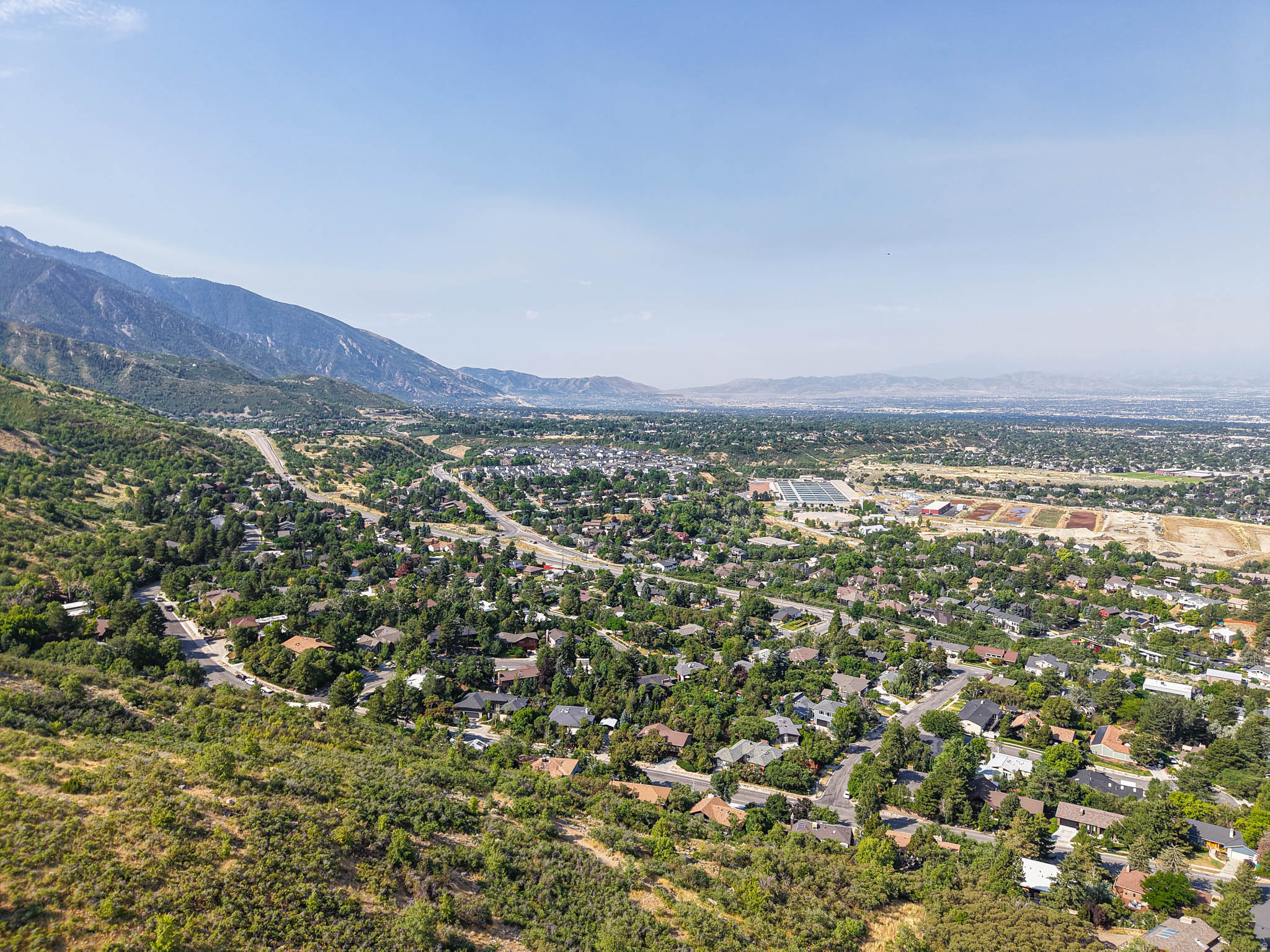GOLDEN HILLS #6 - Residential