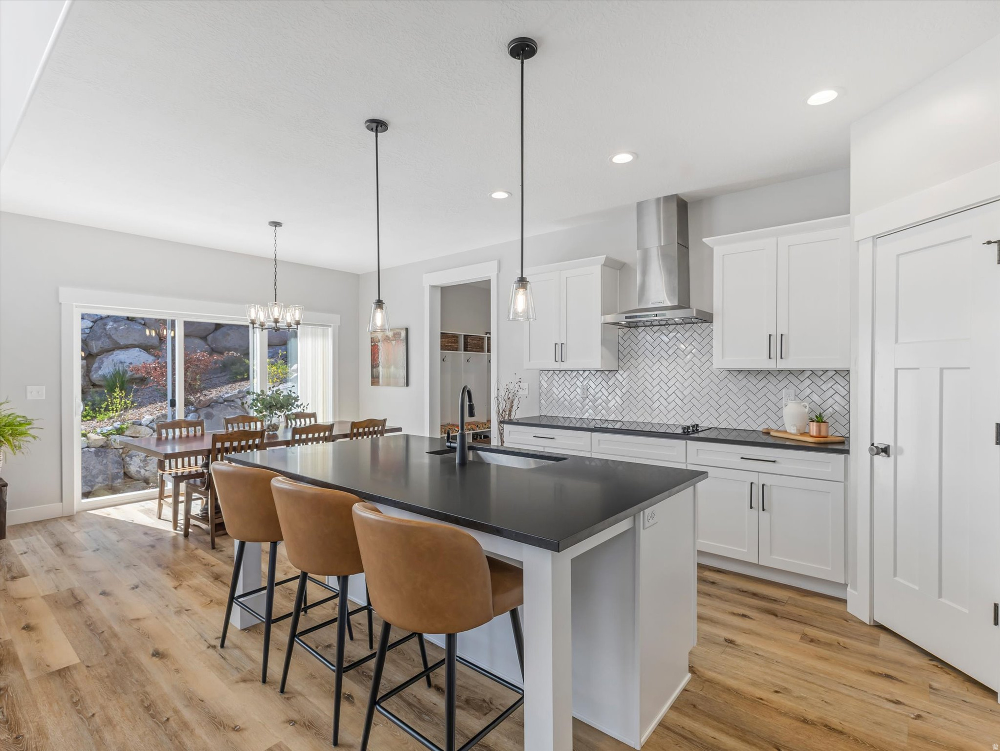 HIDDEN CANYON - Residential