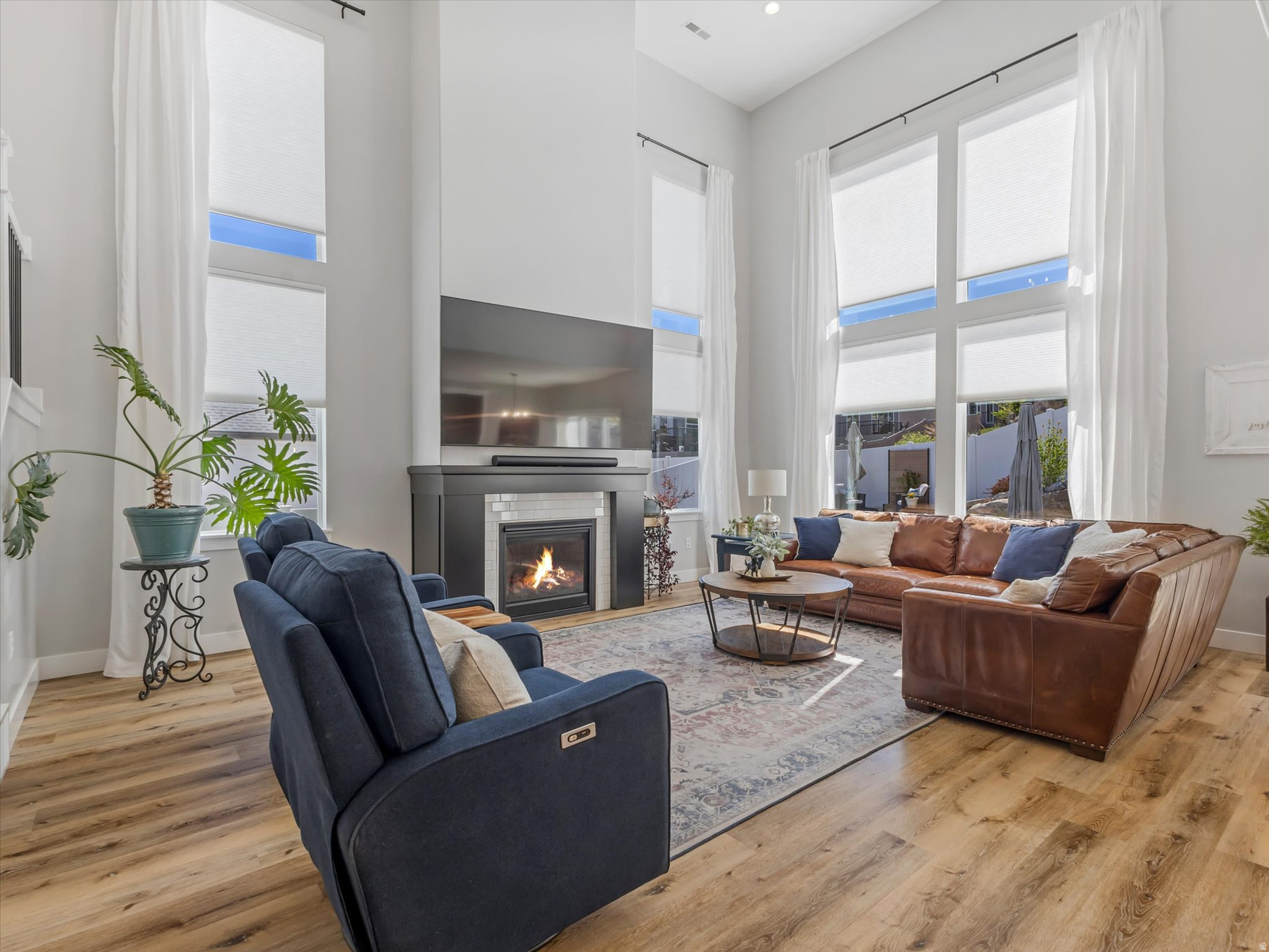HIDDEN CANYON - Residential
