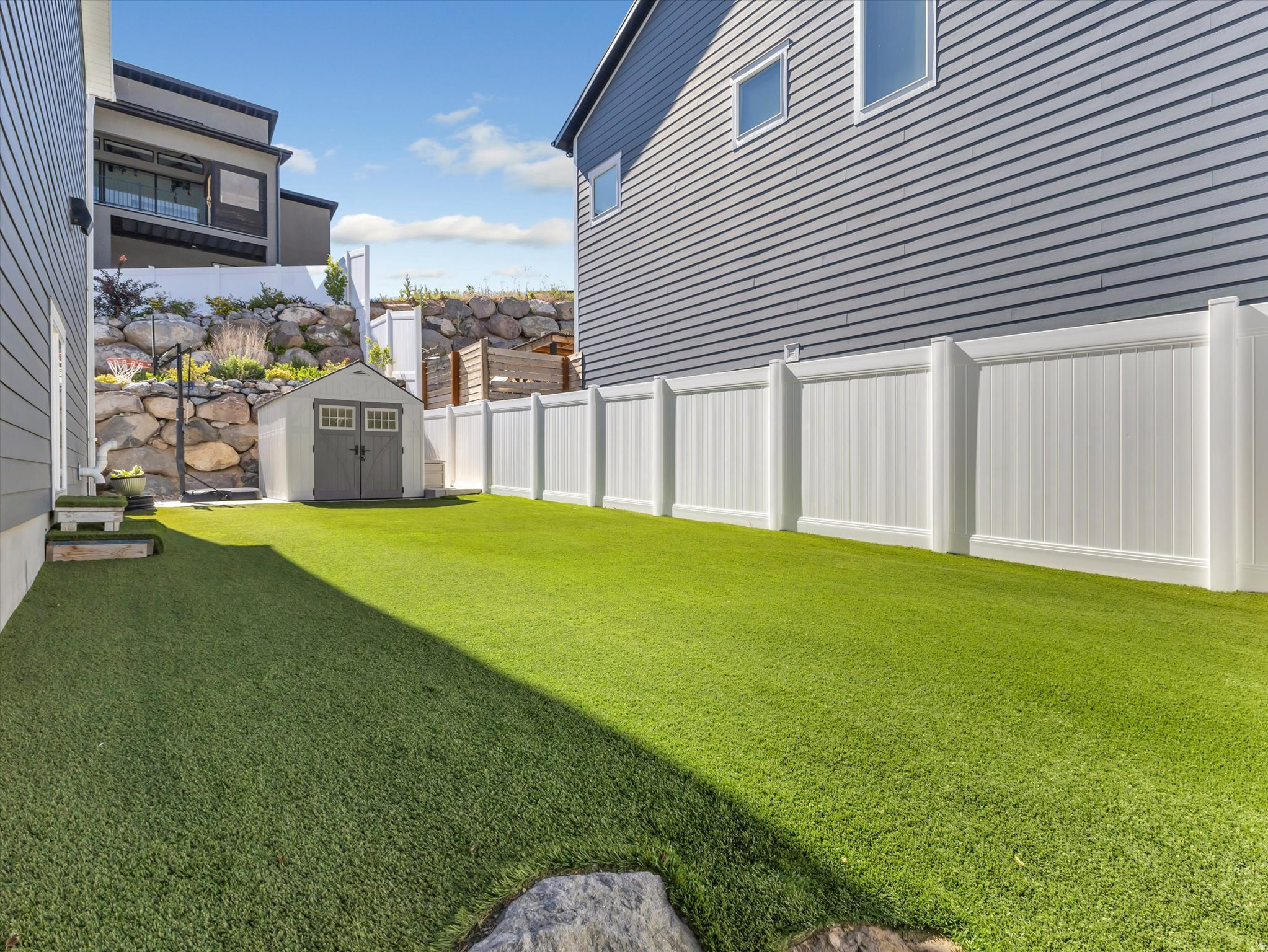 HIDDEN CANYON - Residential