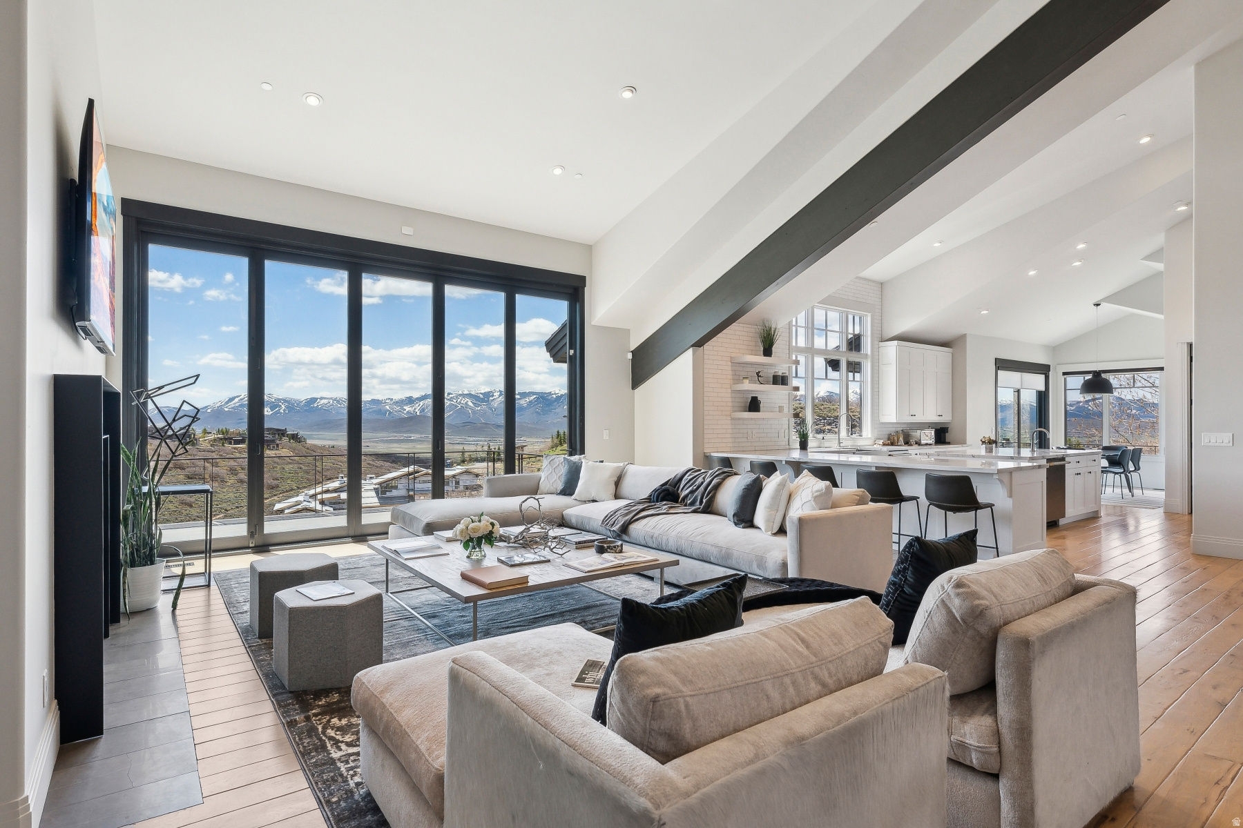 BUFFALO JUMP - Residential