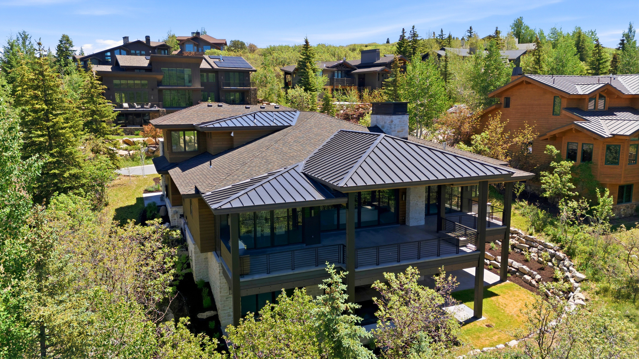 THE OAKS - Residential