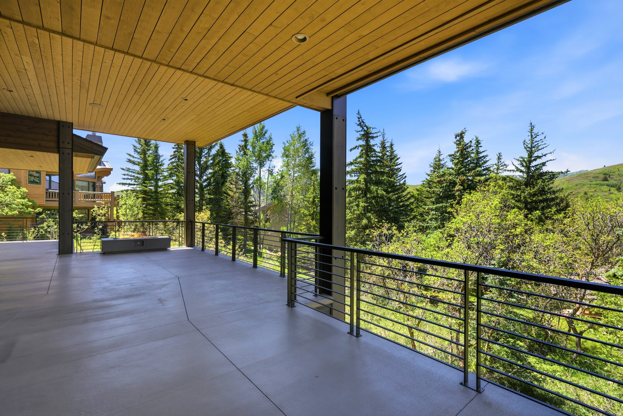 THE OAKS - Residential