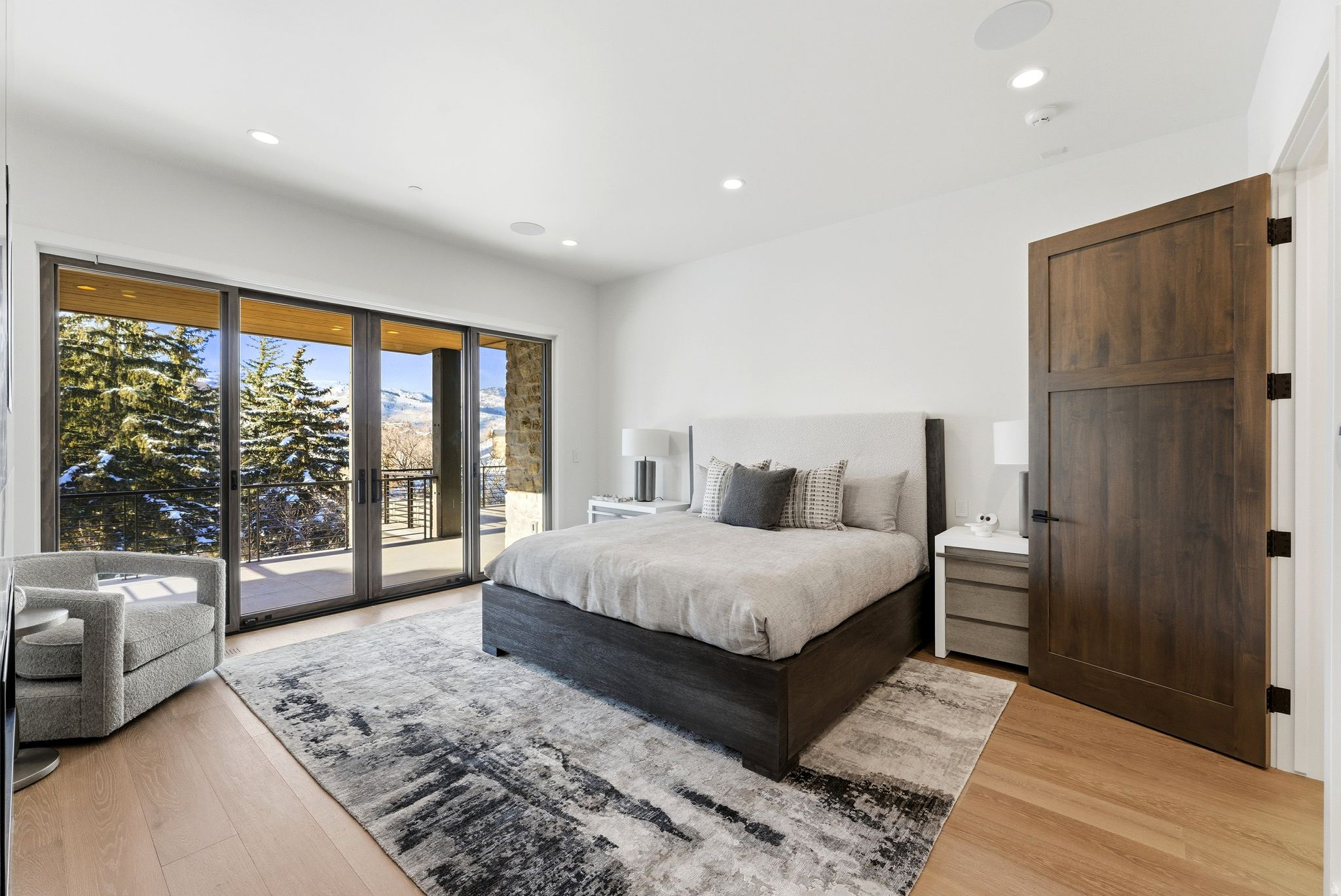 THE OAKS - Residential